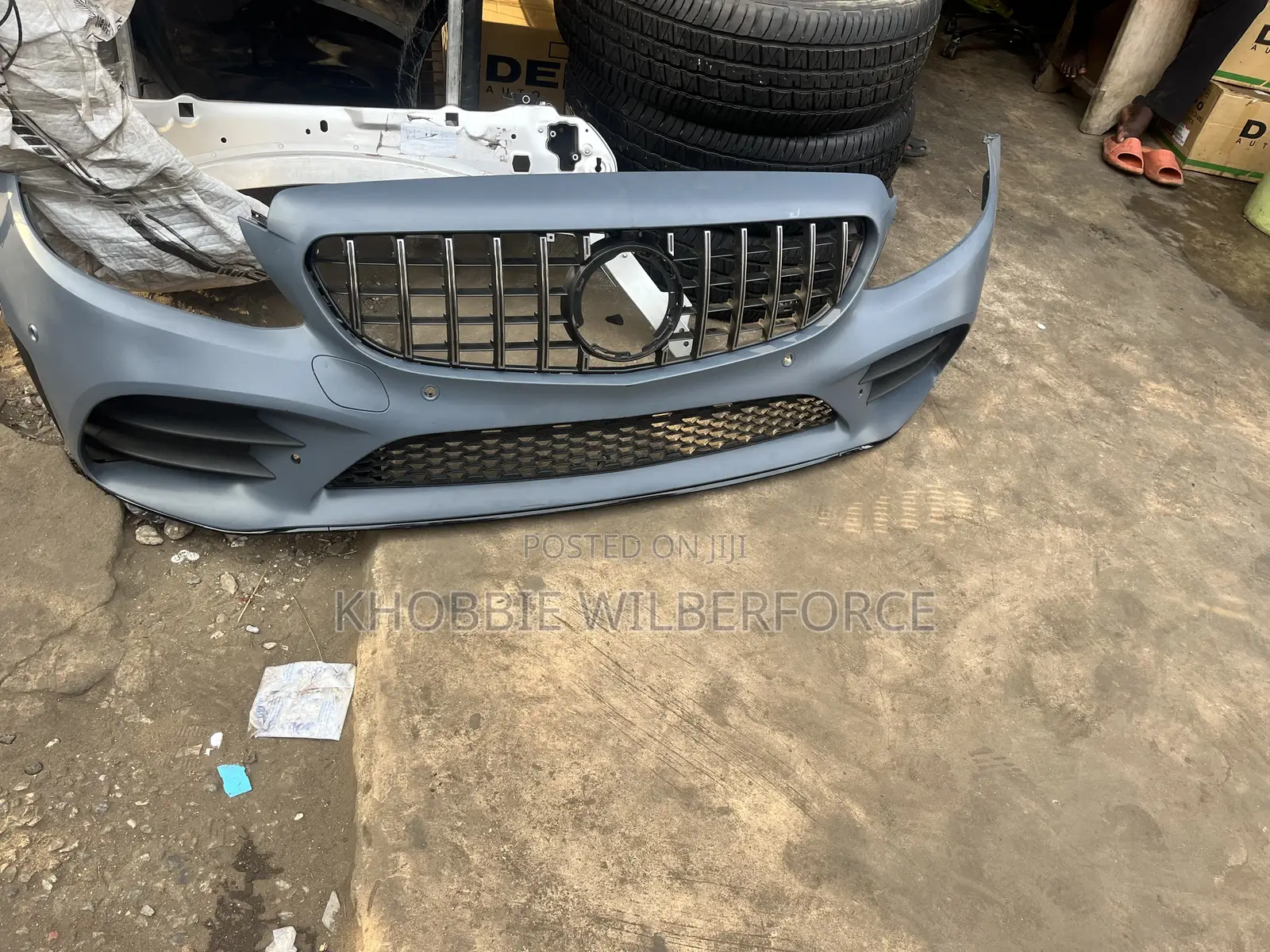 Mercedes Benz C300 Bumper Complete
