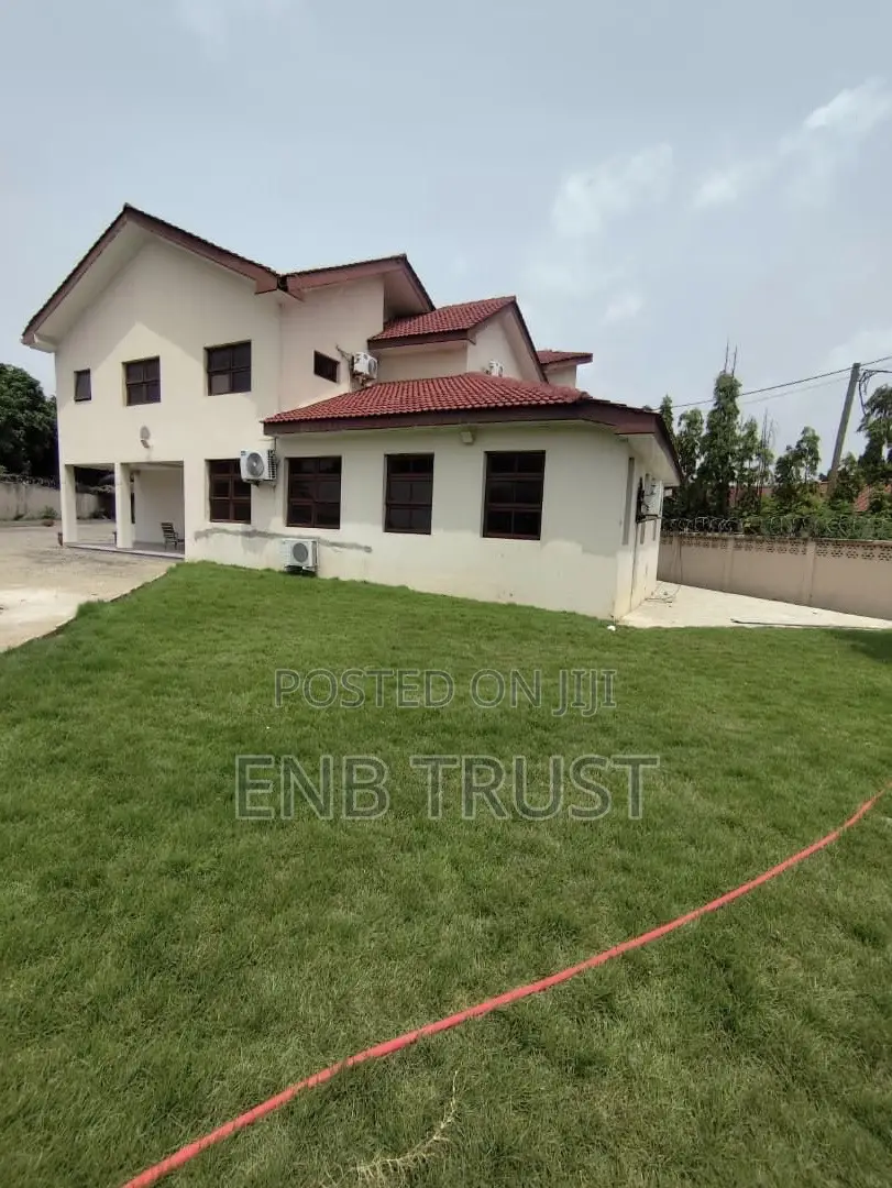 15bdrm Duplex in Roman Ridge, Prisons School Area for rent