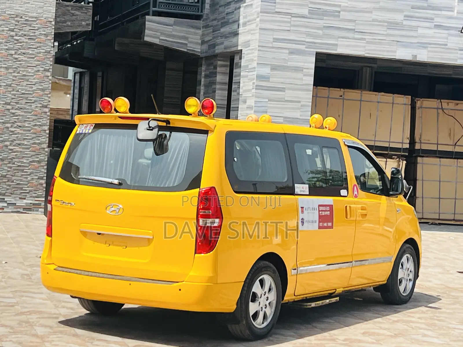 Hyundai Starex 2019 Yellow