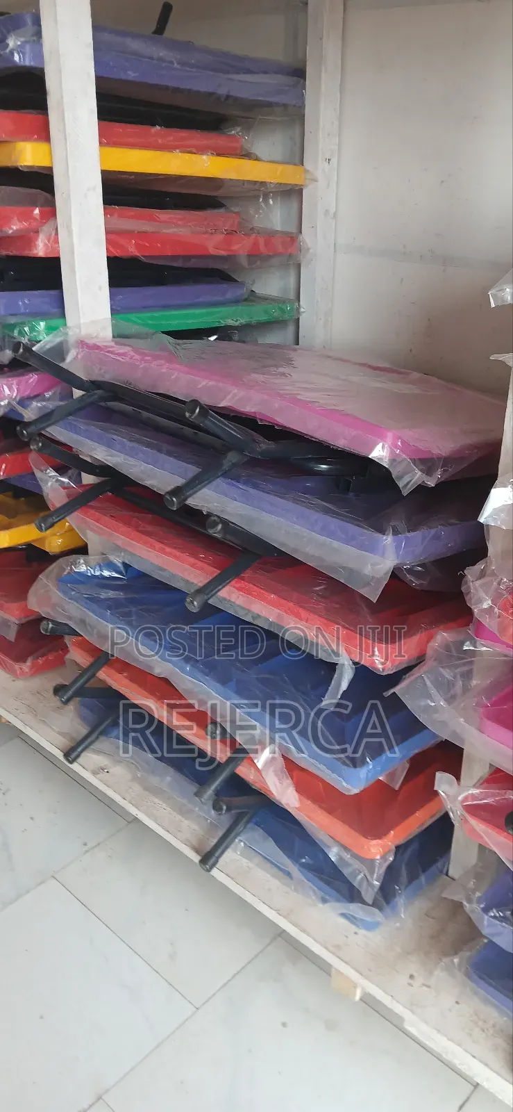 Foldable Plastic Table