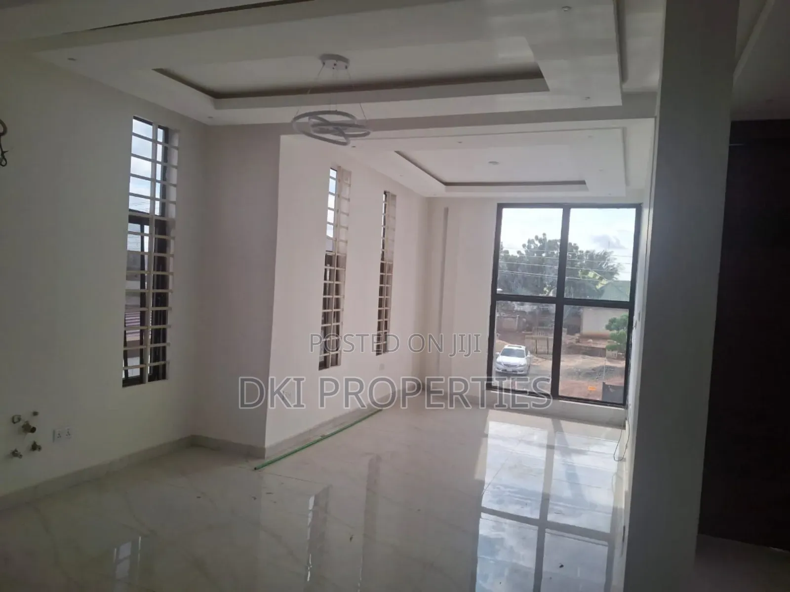 5bdrm House in Dki Properties, East Legon for sale