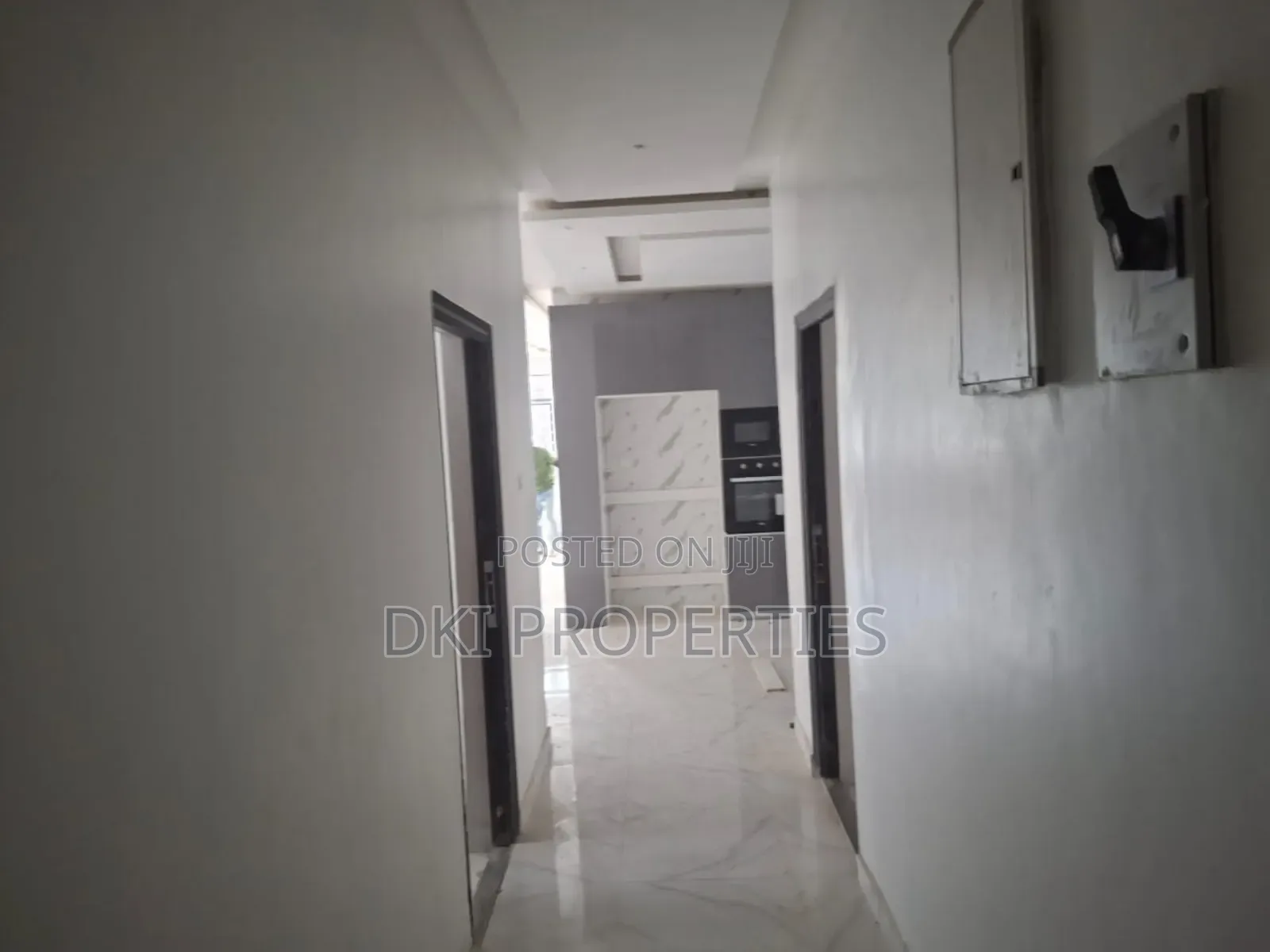 3bdrm House in Dki Properties, East Legon for sale