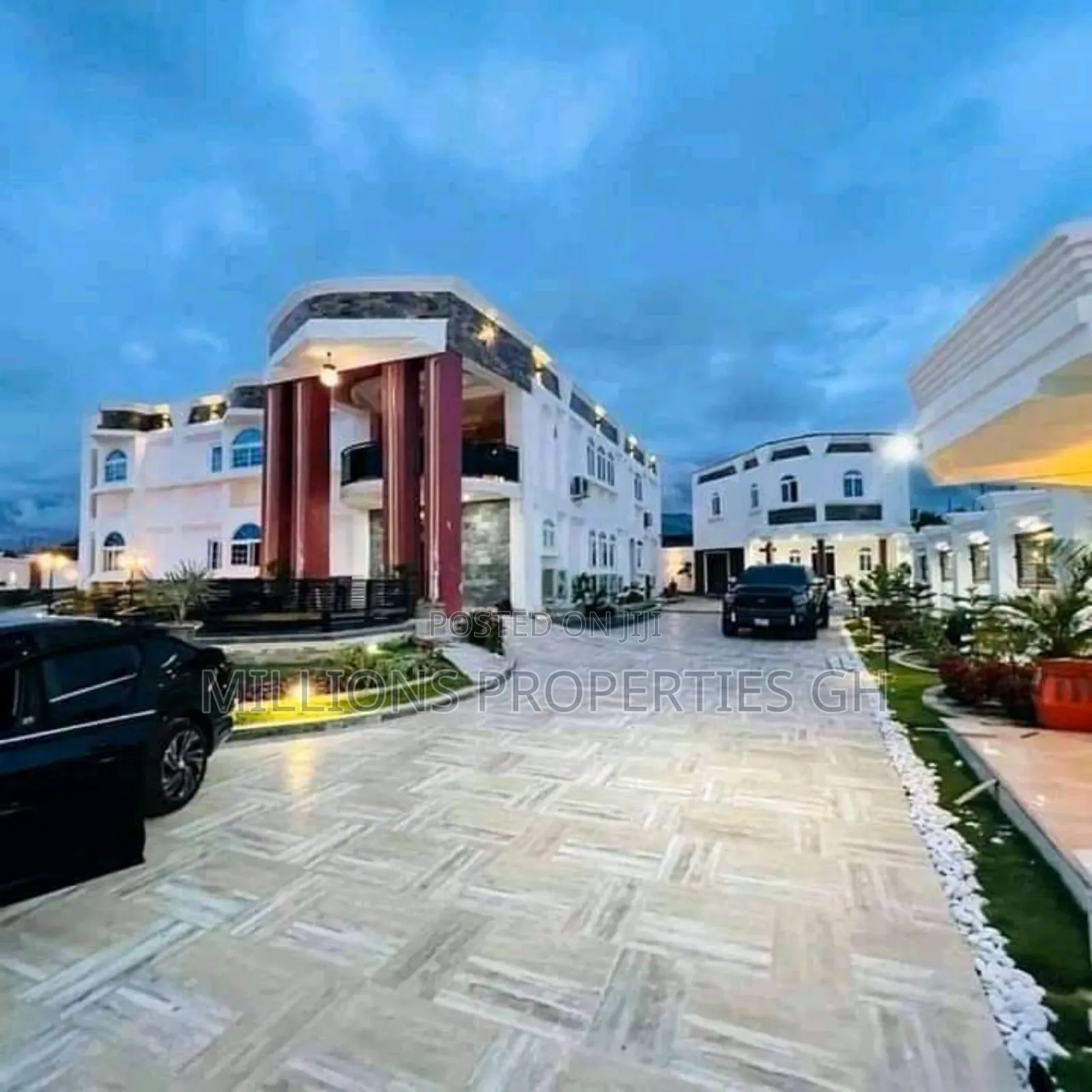 Furnished 9bdrm Mansion in Millions Properties, Tema Metropolitan