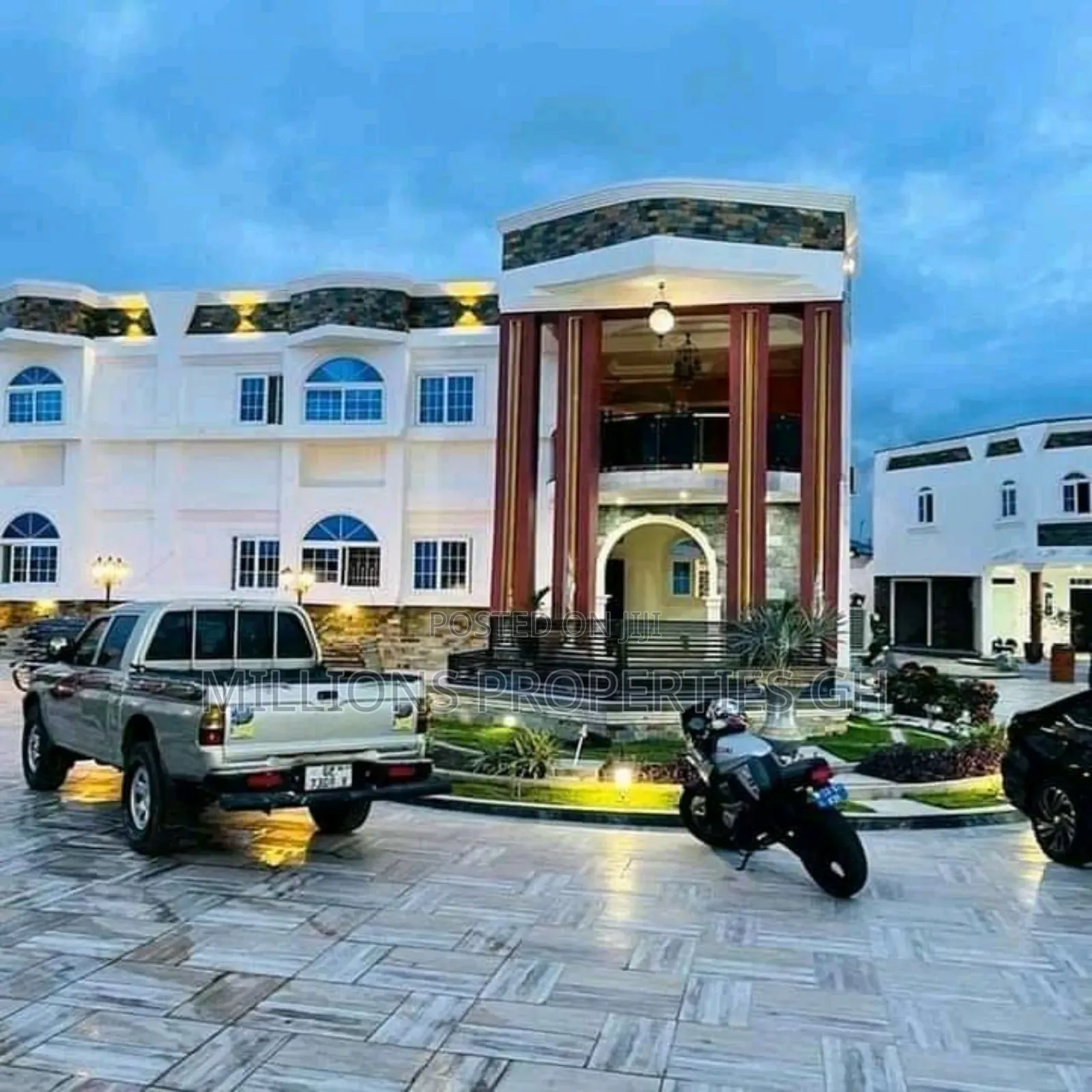Furnished 9bdrm Mansion in Millions Properties, Tema Metropolitan