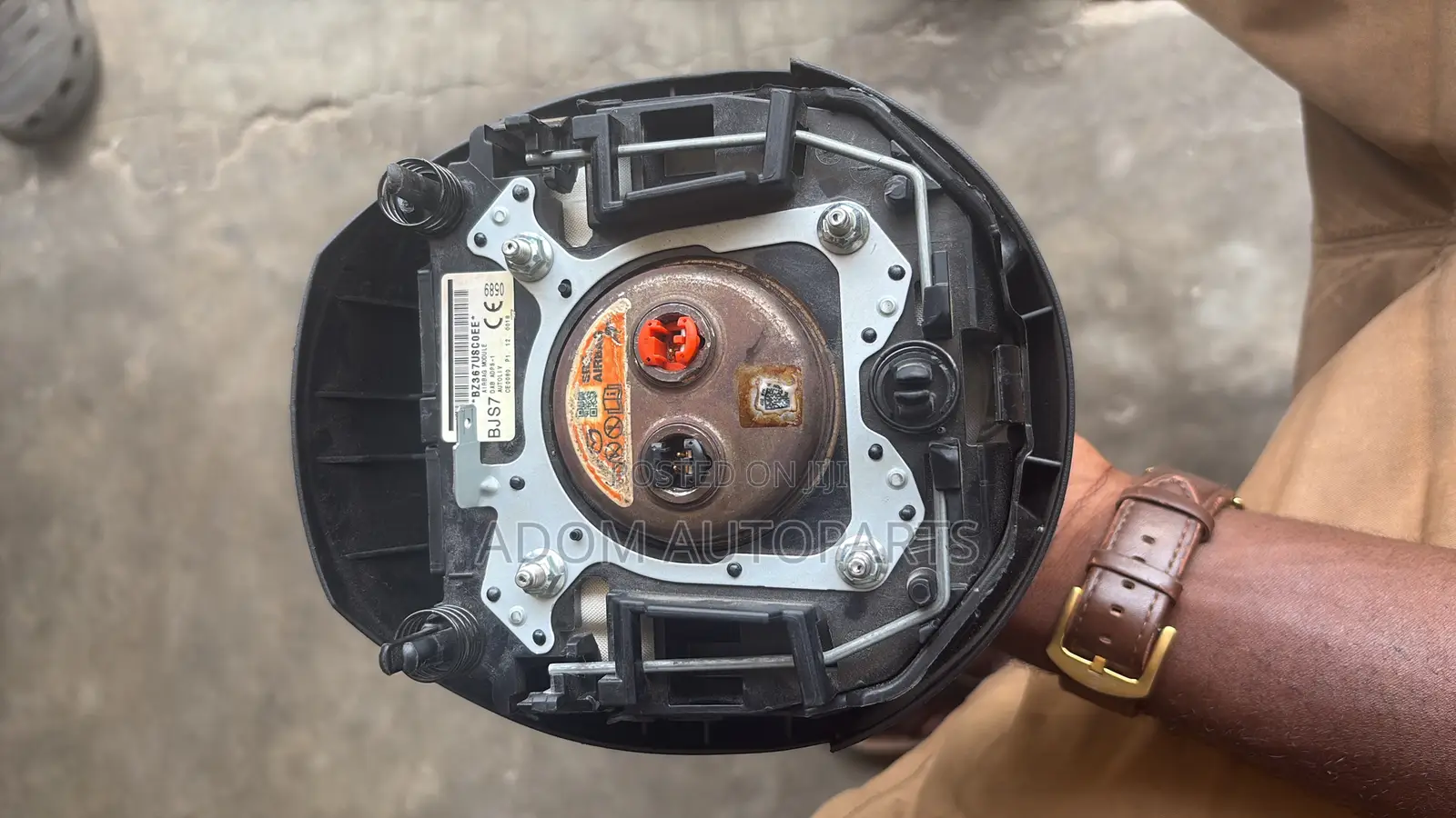Toyota Yaris Ia Steering Wheel Airbag