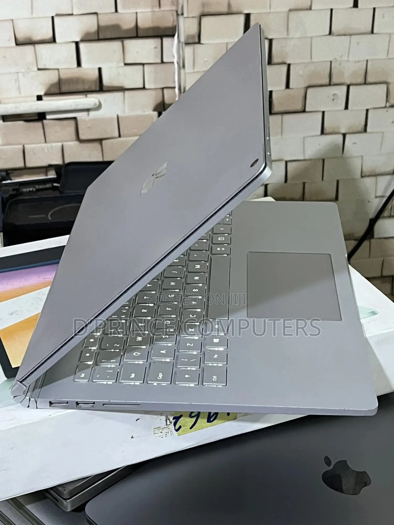 Laptop Microsoft Surface Book 2 8GB Intel Core i5 SSD 256GB