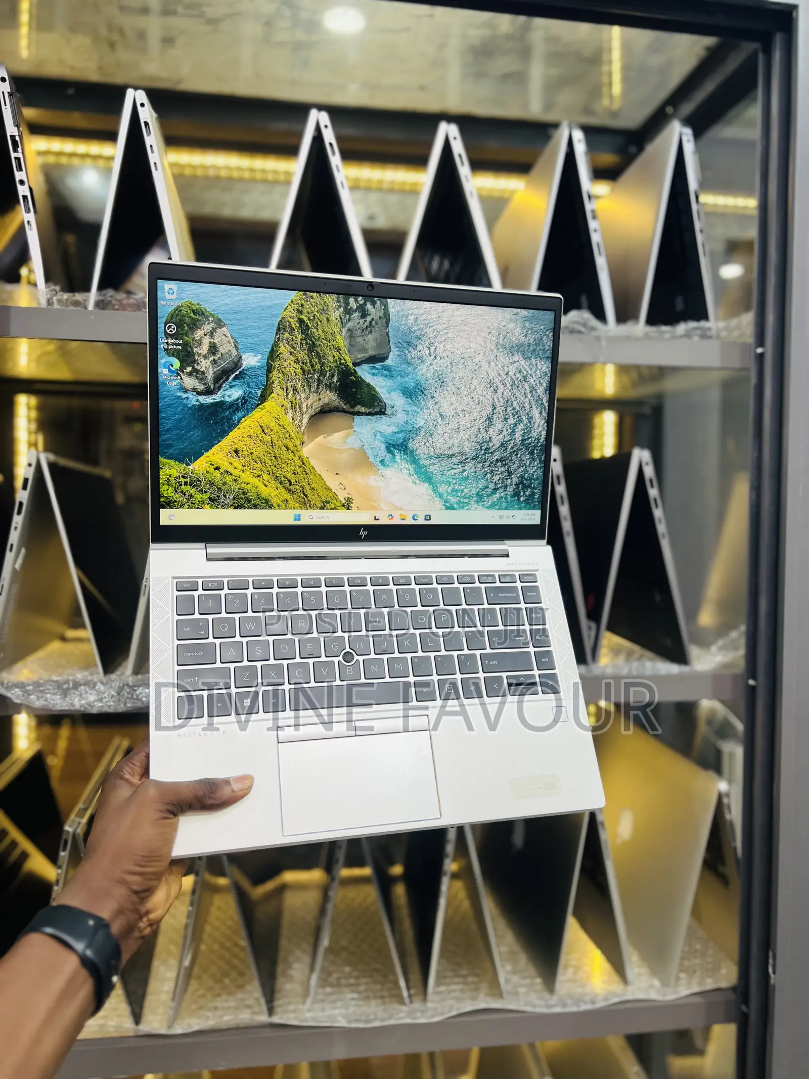 Laptop HP EliteBook 845 G8 16GB AMD Ryzen 5 SSD 256GB