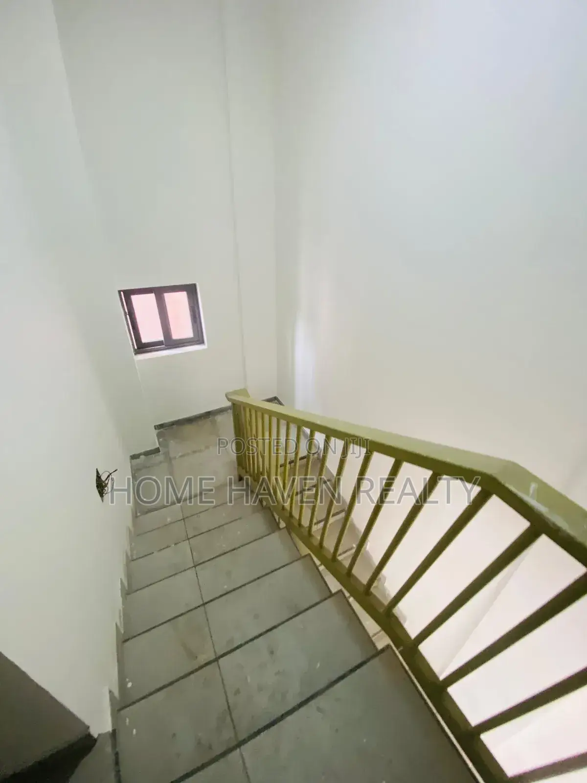2bdrm Apartment in Tesano Estate, Police Station for rent
