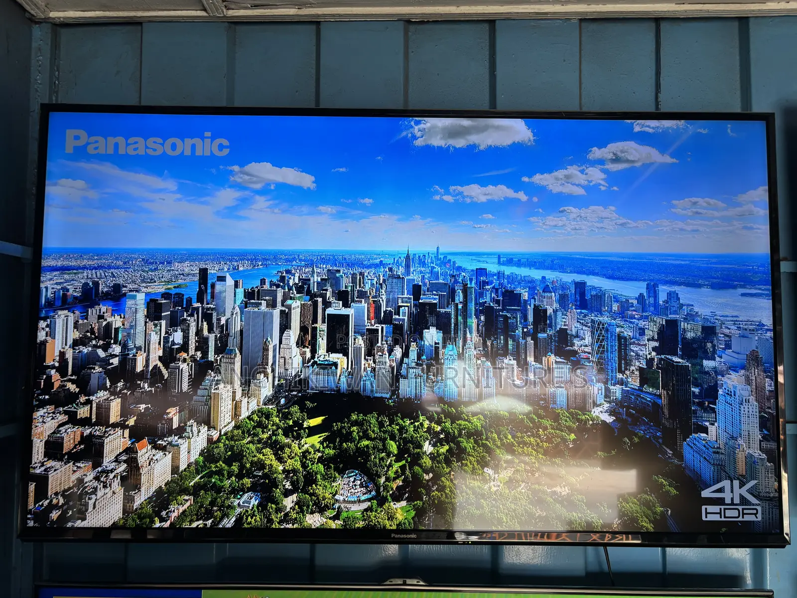 Panasonic 43 Inch Smart Hdr,Digital Satellite Bluetooth,Netflix Tv