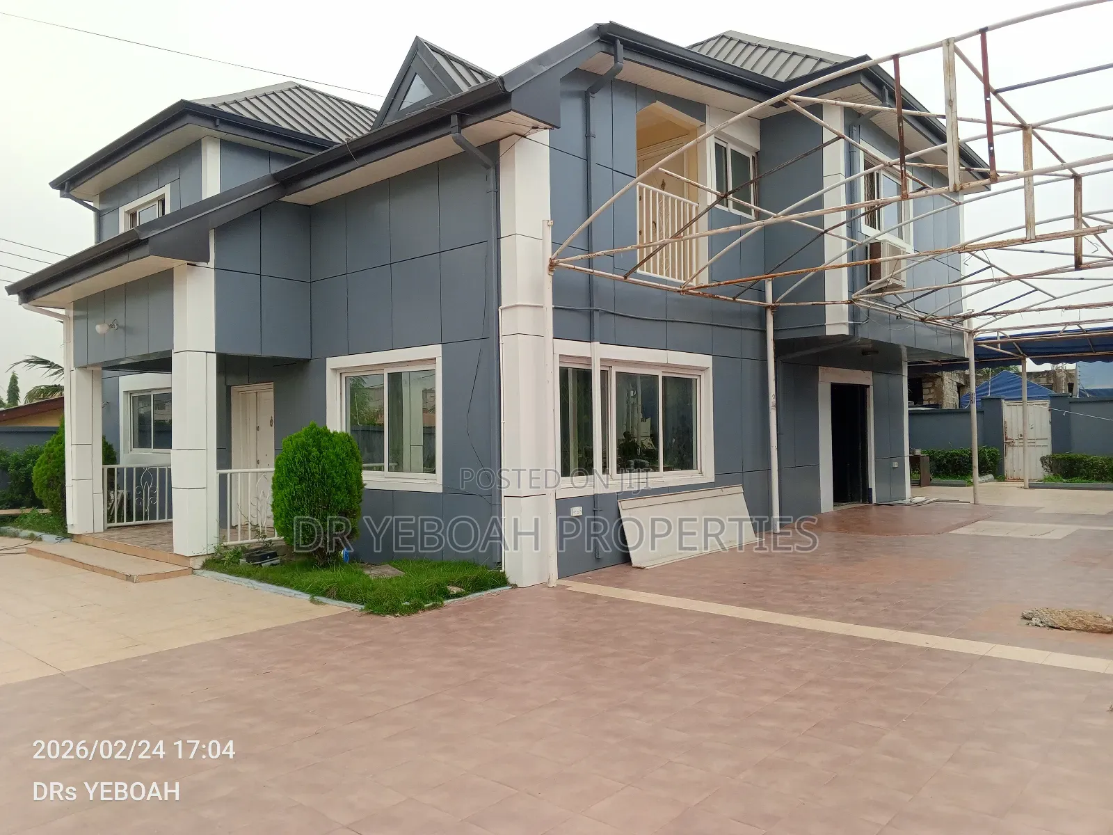 4bdrm Maisonette in Luxury- 4Bedrooms for rent