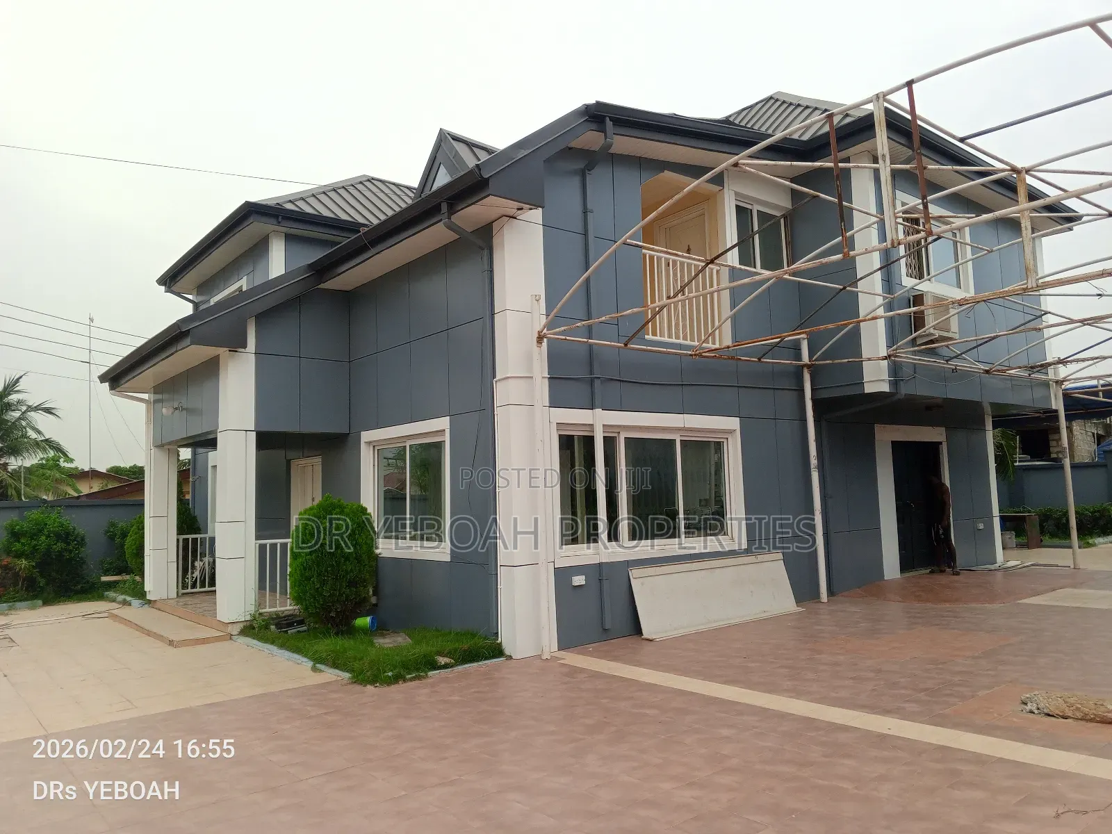 4bdrm Maisonette in Luxury- 4Bedrooms for rent
