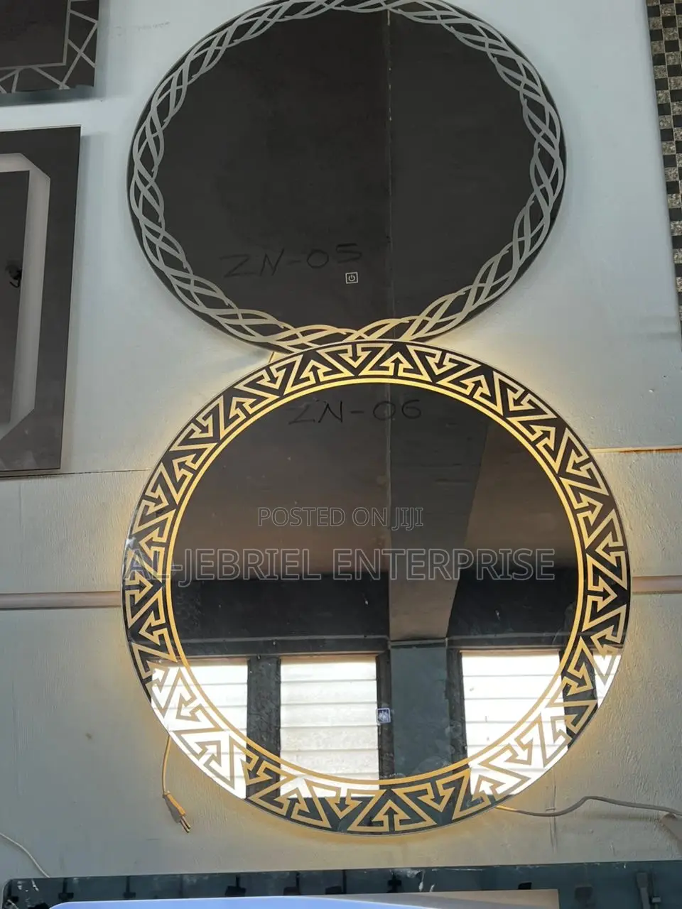 Mirror 70cm