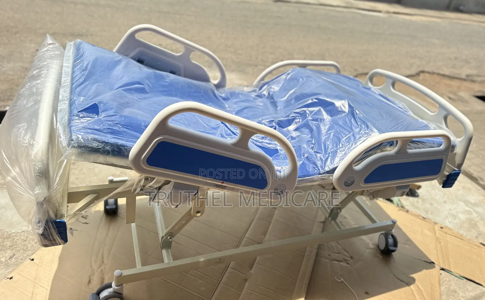 Hospital Bed (3 Crank New Model)