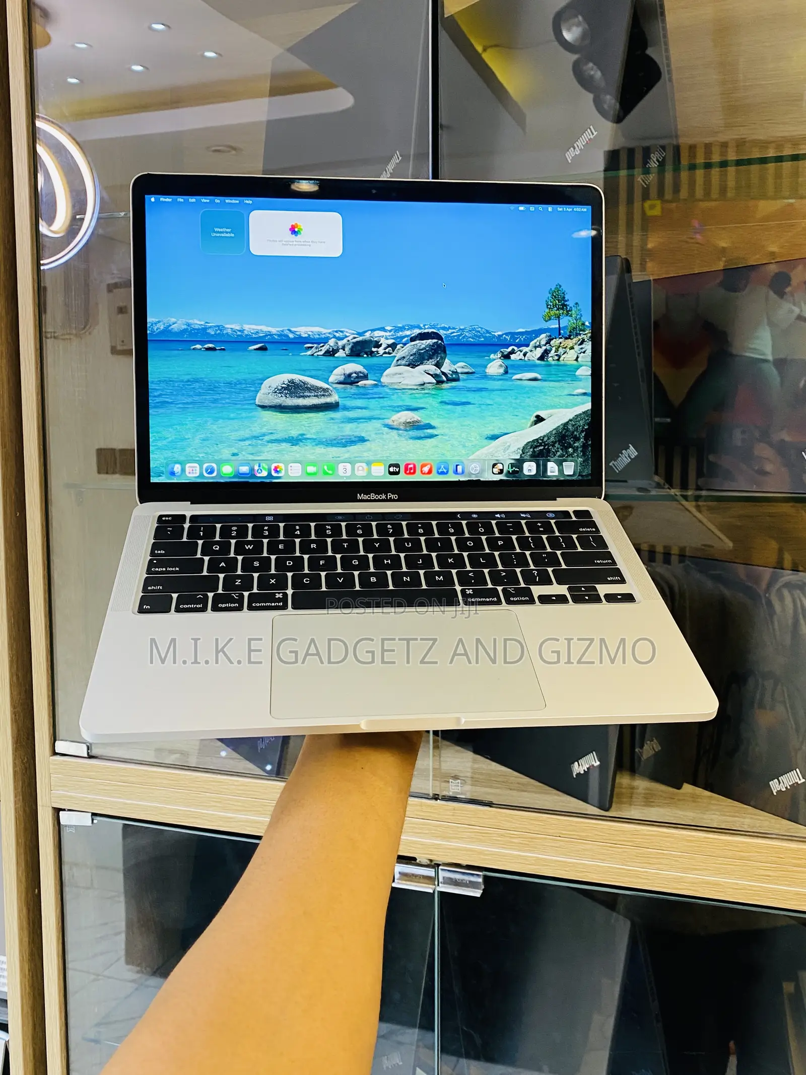 Laptop Apple MacBook 2020 8GB Intel Core i5 SSD 256GB