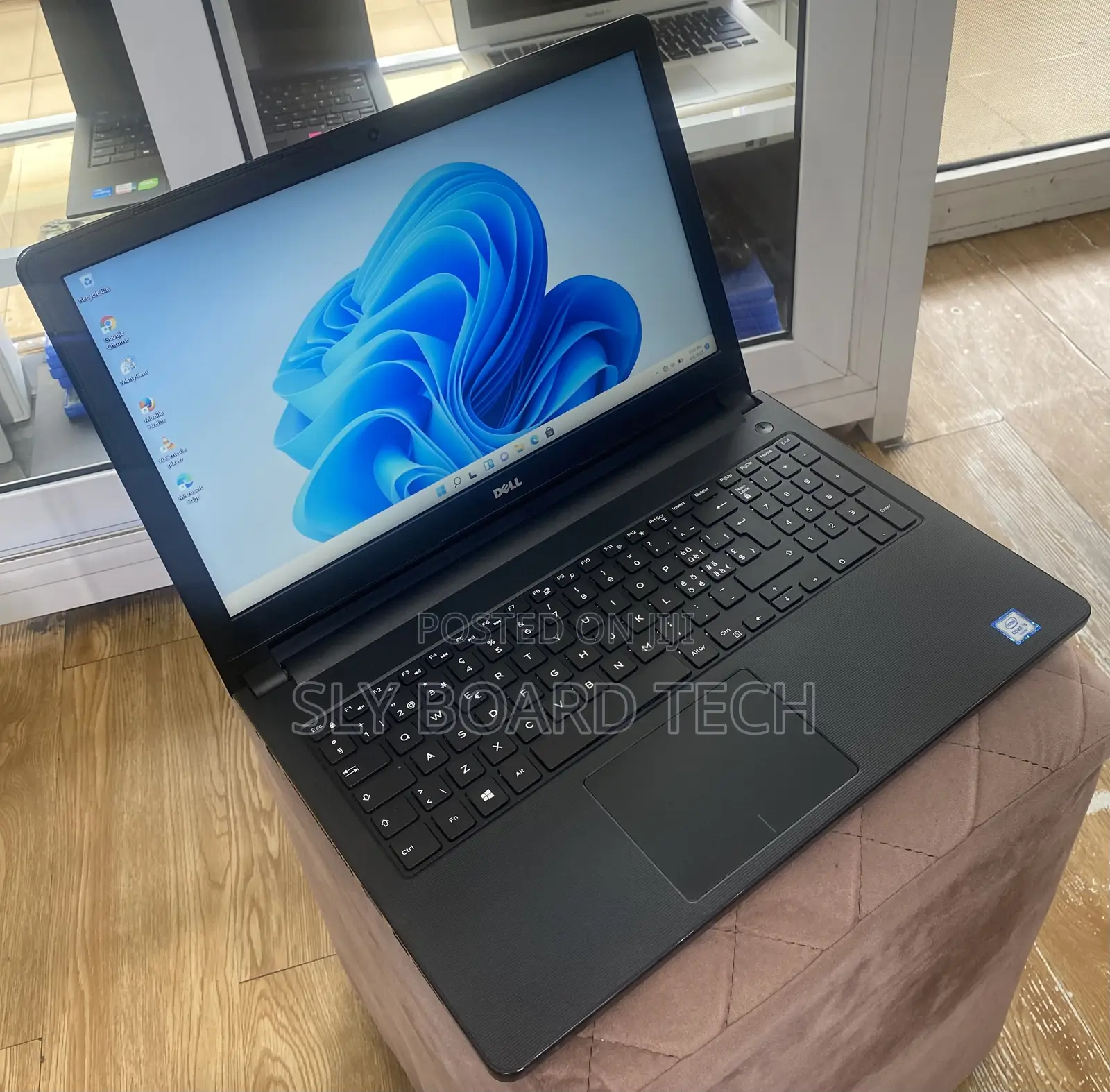 Laptop Dell Vostro 15 3559 8GB Intel Core i5 SSD 256GB