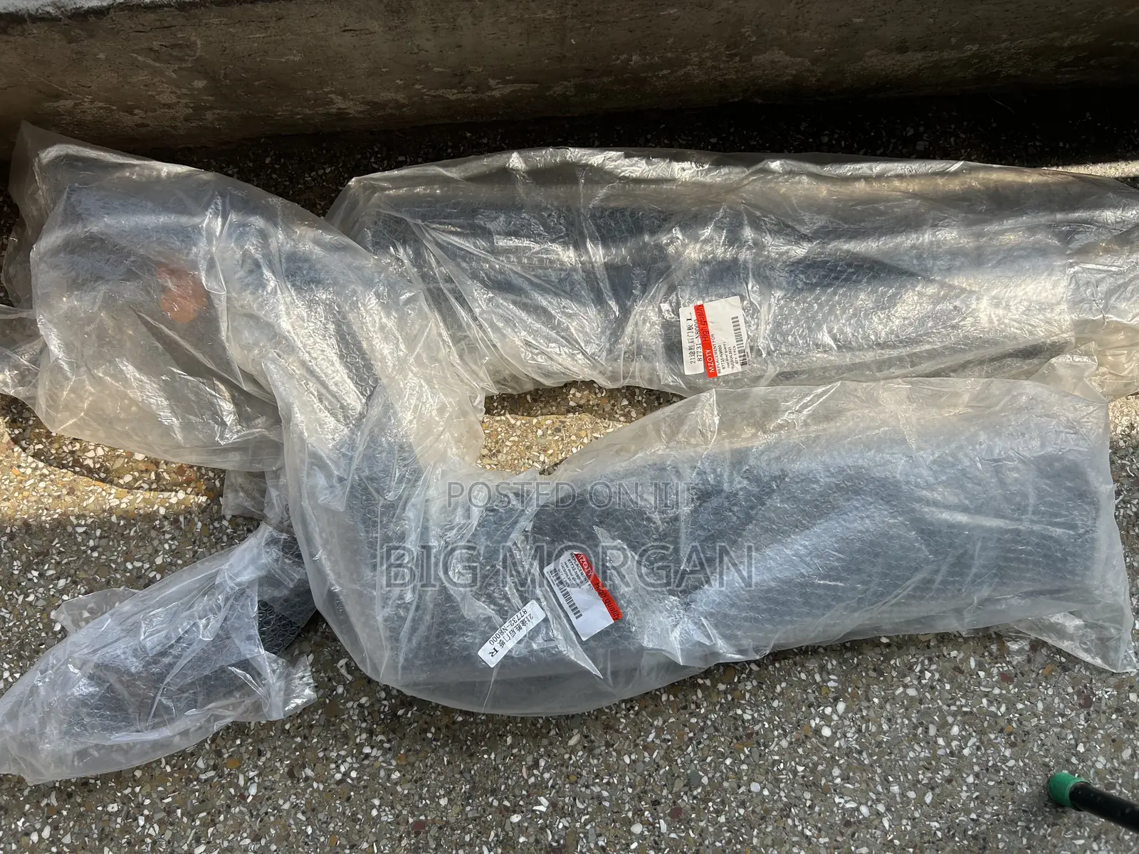 Hyundai Tucson 2021 Rear Door Molding or Guard Pair