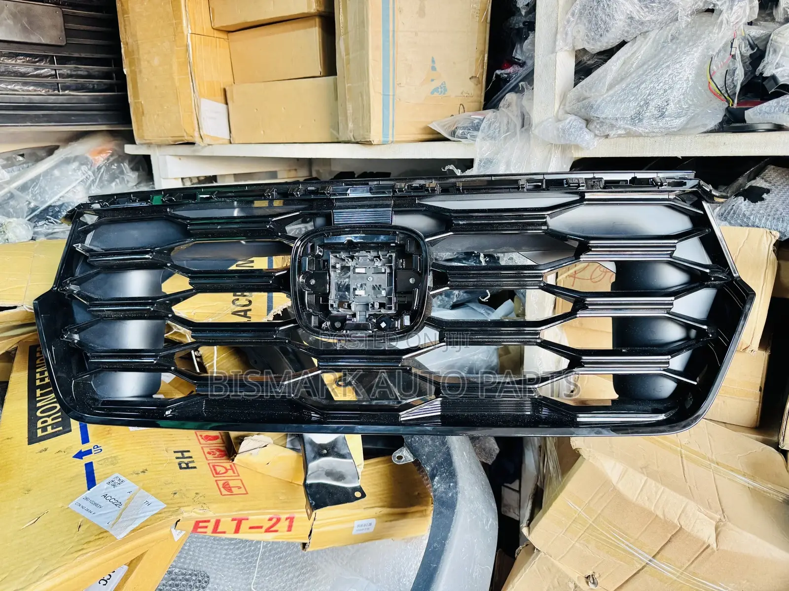 Honda Pilot 2023 2024 2025 Front Shells / Grill