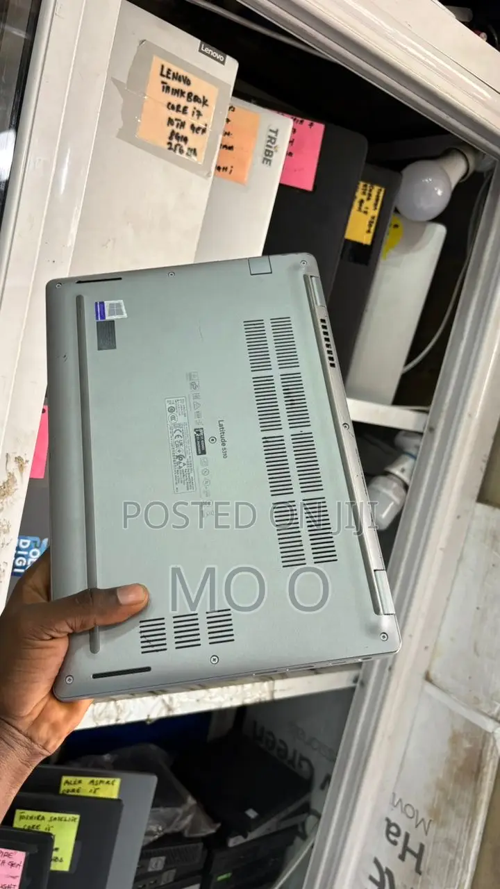 Laptop Dell Latitude 5310 16GB Intel Core i5 SSD 256GB