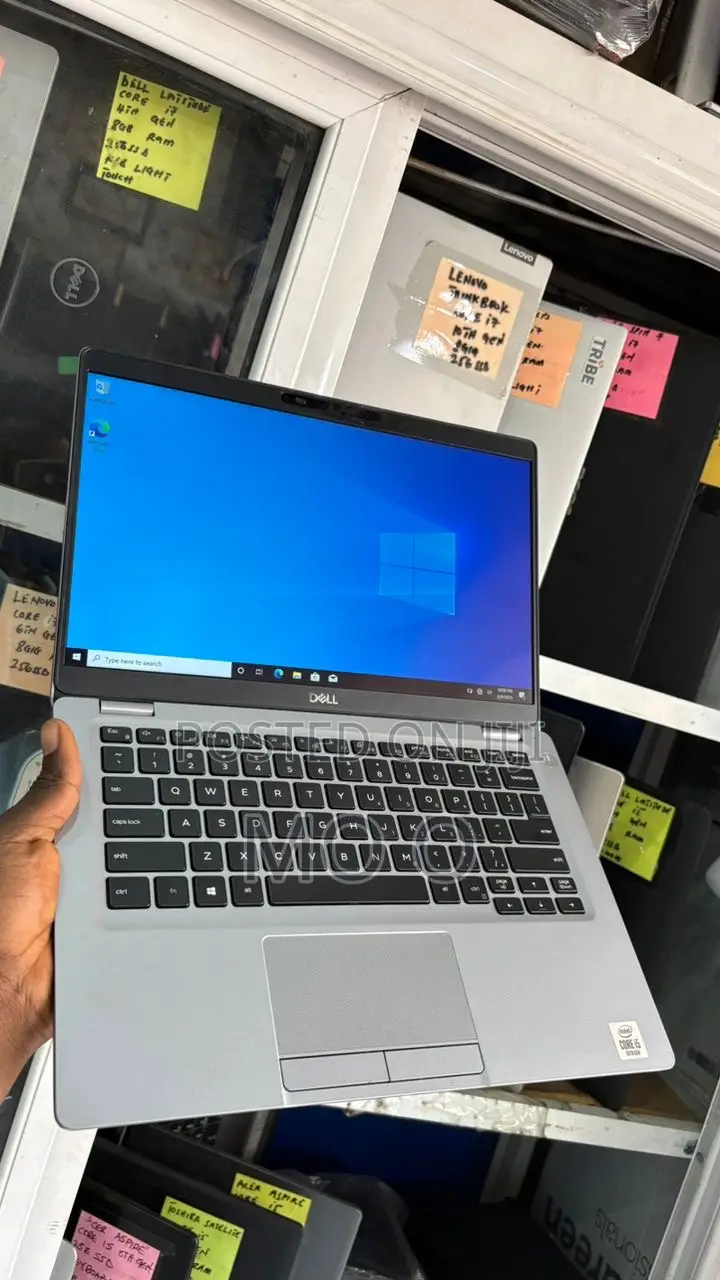 Laptop Dell Latitude 5310 16GB Intel Core i5 SSD 256GB