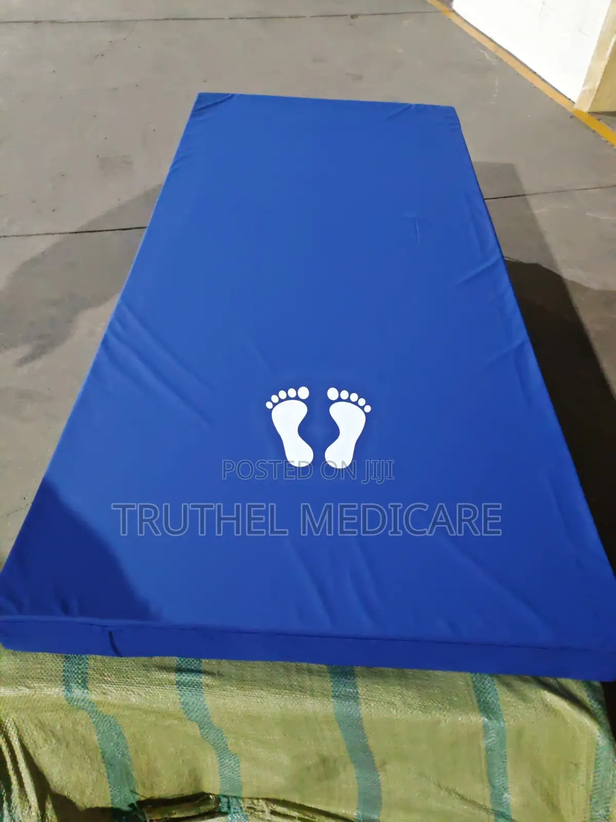 Hospital Bed Mattress (6” High-Density)