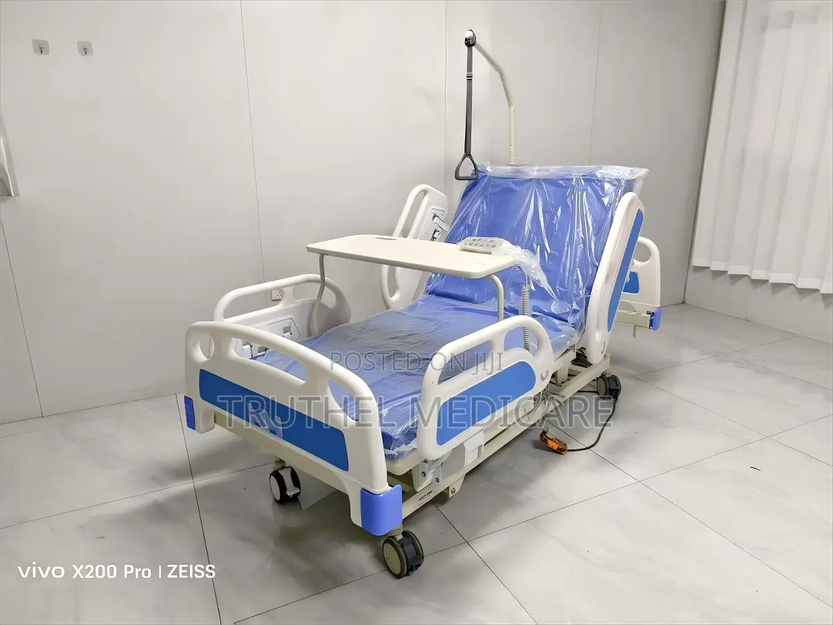 3crank Manual Hospital Bed (Free Mattress, Iv Pole, and Eating Table)