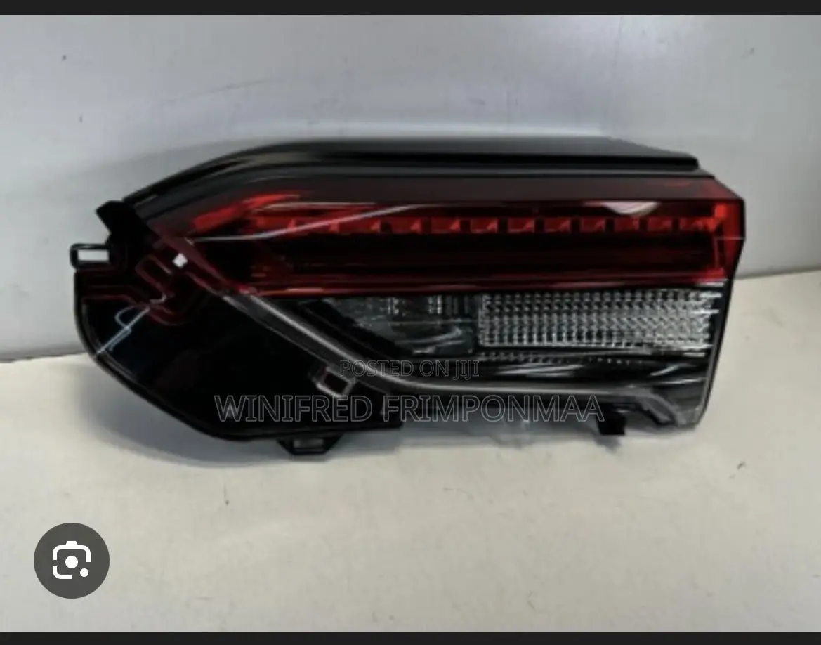 Toyota Rav4 2020 Booth Light