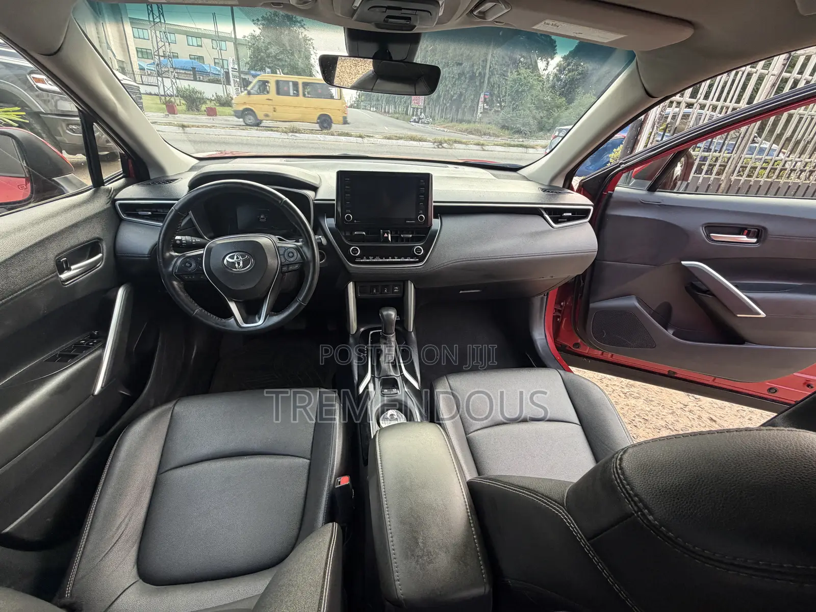 Toyota Corolla Cross 2.0 Petrol FWD 2022 Red
