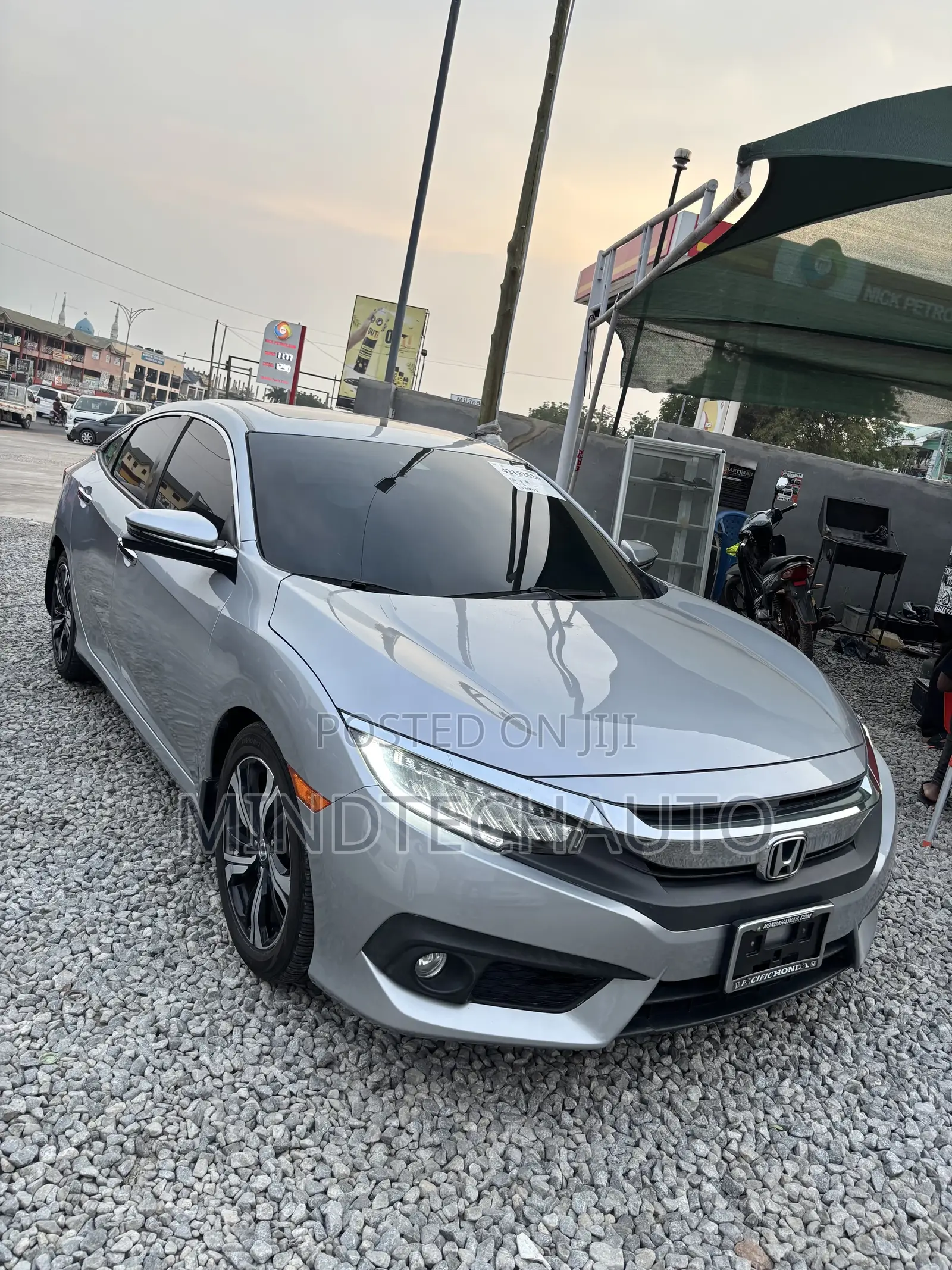 Honda Civic Touring Sedan 2018 Gray