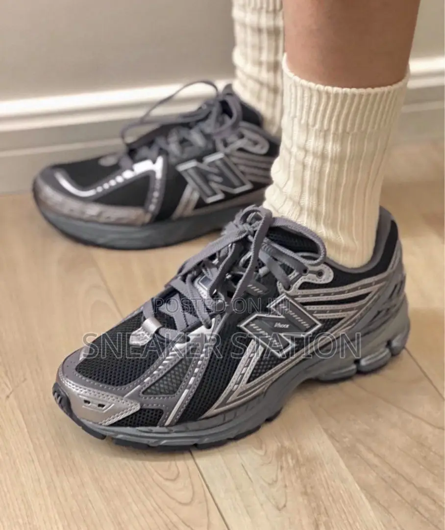 New Balance 1906r Black/Grey