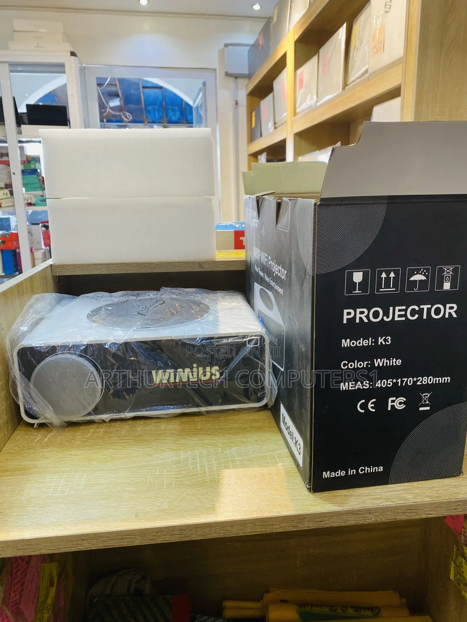 Wimius Projector