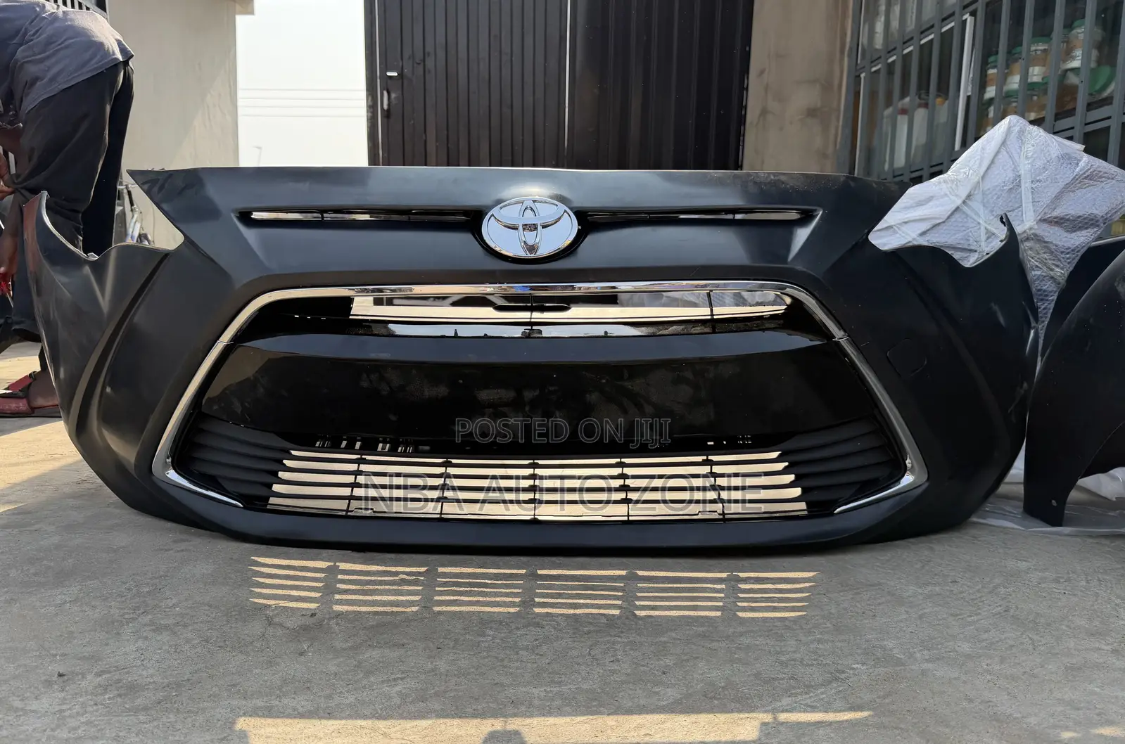 Toyota Yaris 2017-2018front Bumper Complete