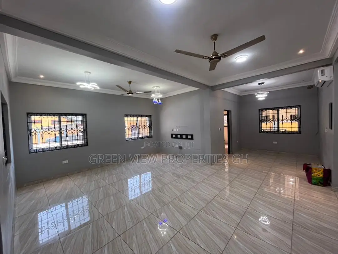 2bdrm Apartment in East Legon for rent