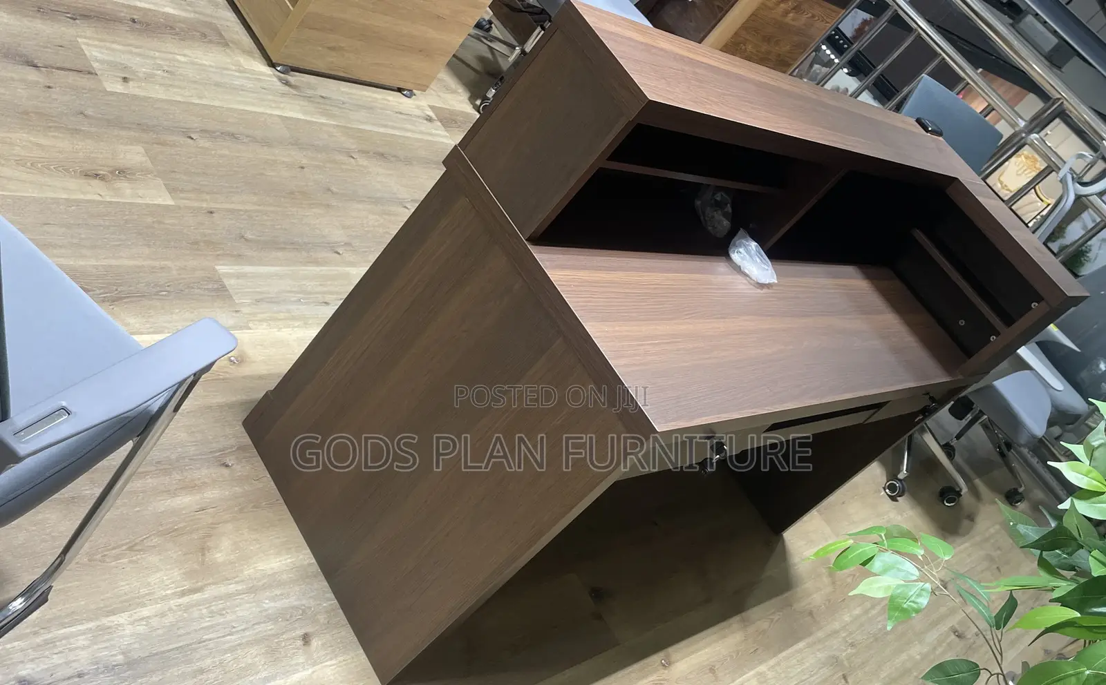 Receptionist Desk