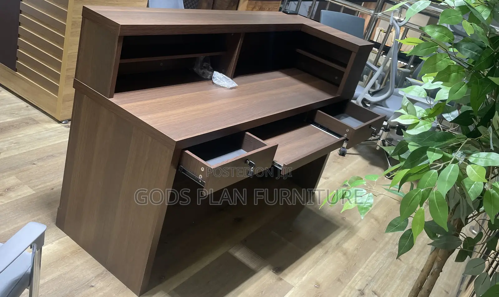 Receptionist Desk