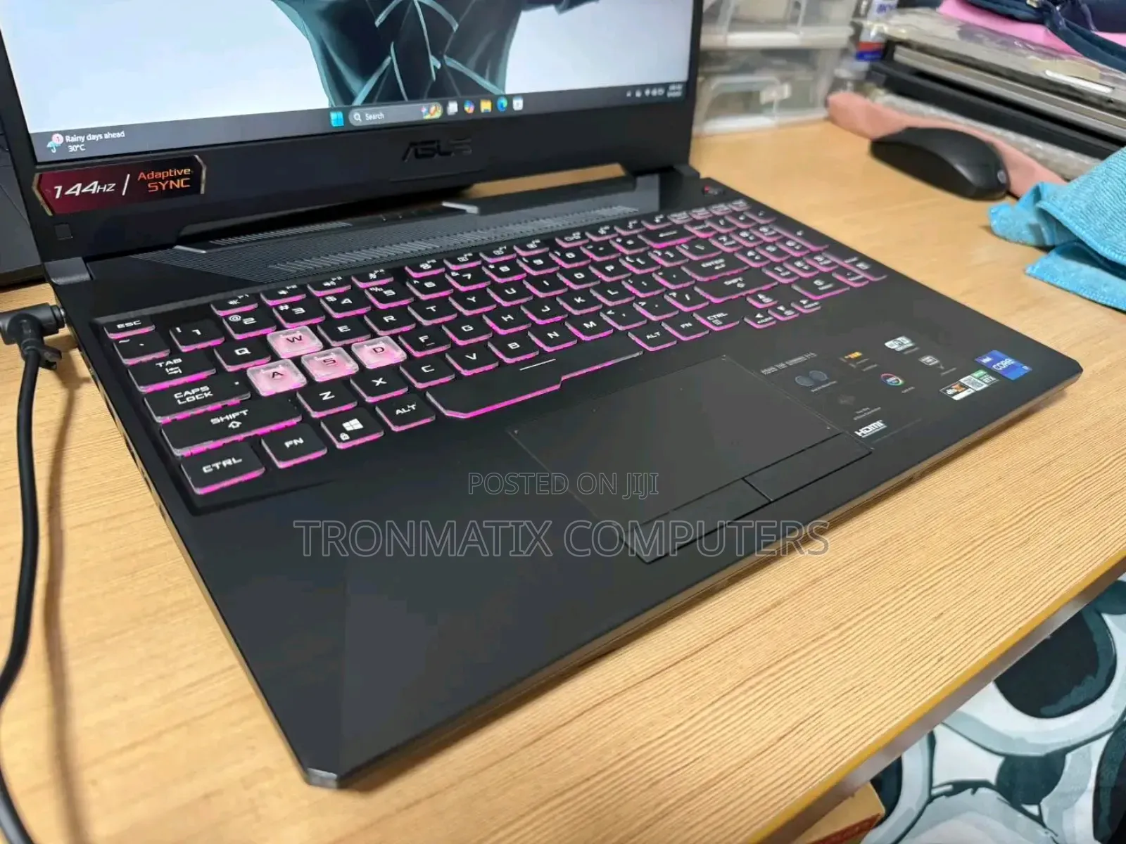 New Laptop Asus ROG Strix G16 G614 16GB Intel Core i7 SSD 1T