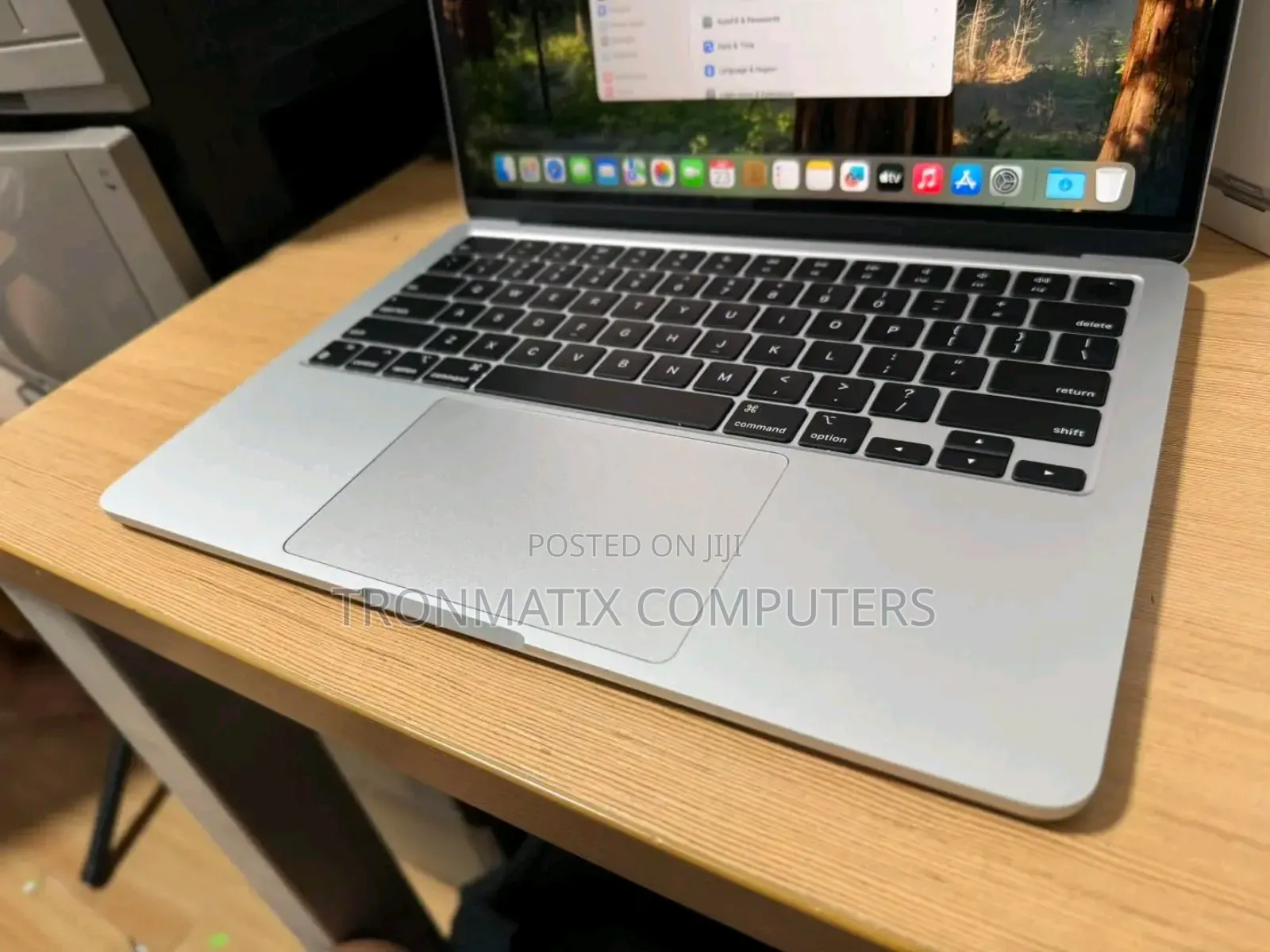 New Laptop Apple MacBook Air 2022 M2 16GB Apple M2 SSHD (Hybrid) 512GB