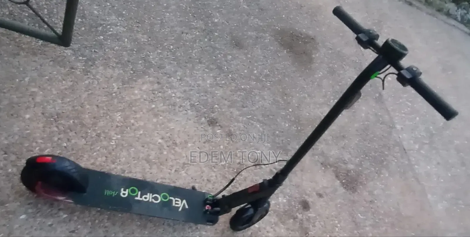 Trevi Velociptor Electric Scooter