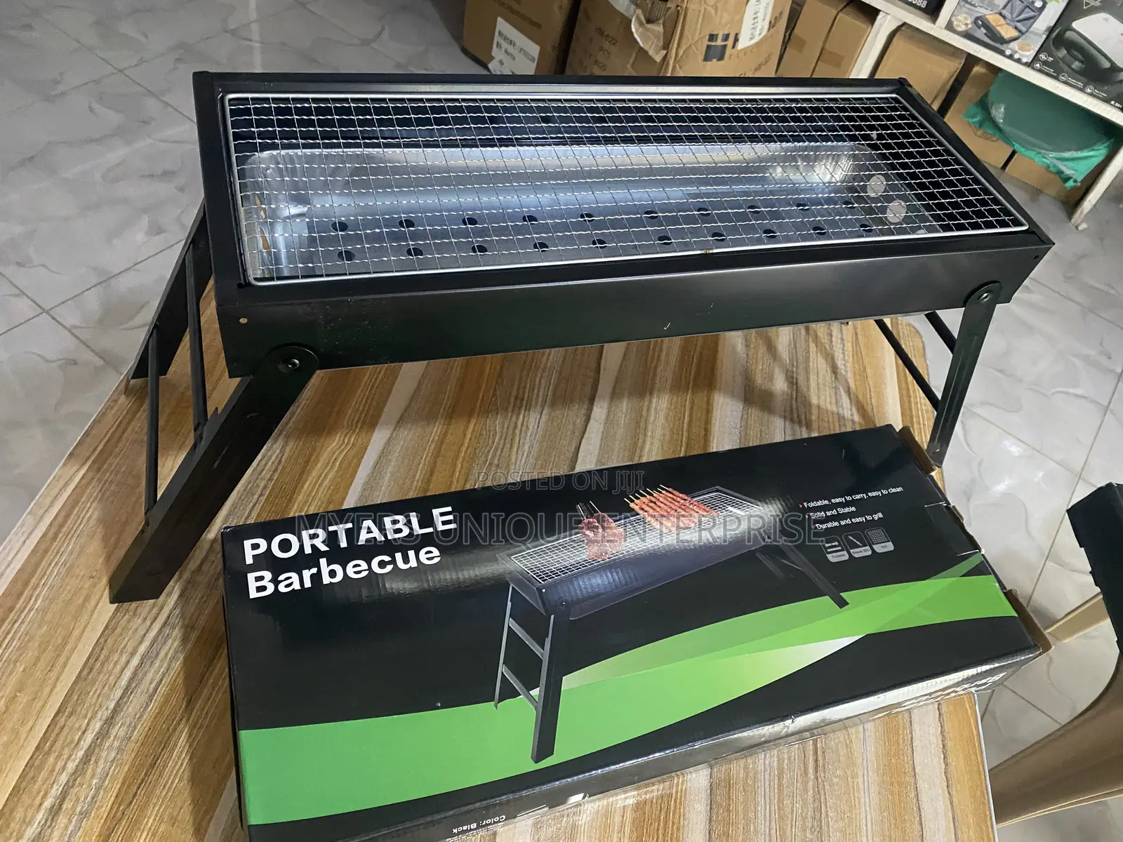 Sleek Charcoal Barbecue Grill