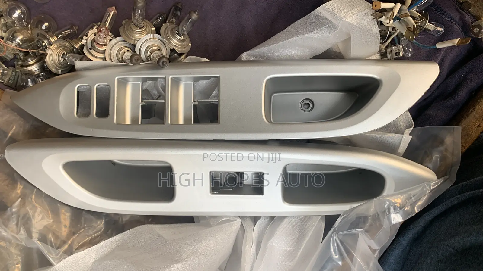 Switch Case for Toyota Yaris/Belta