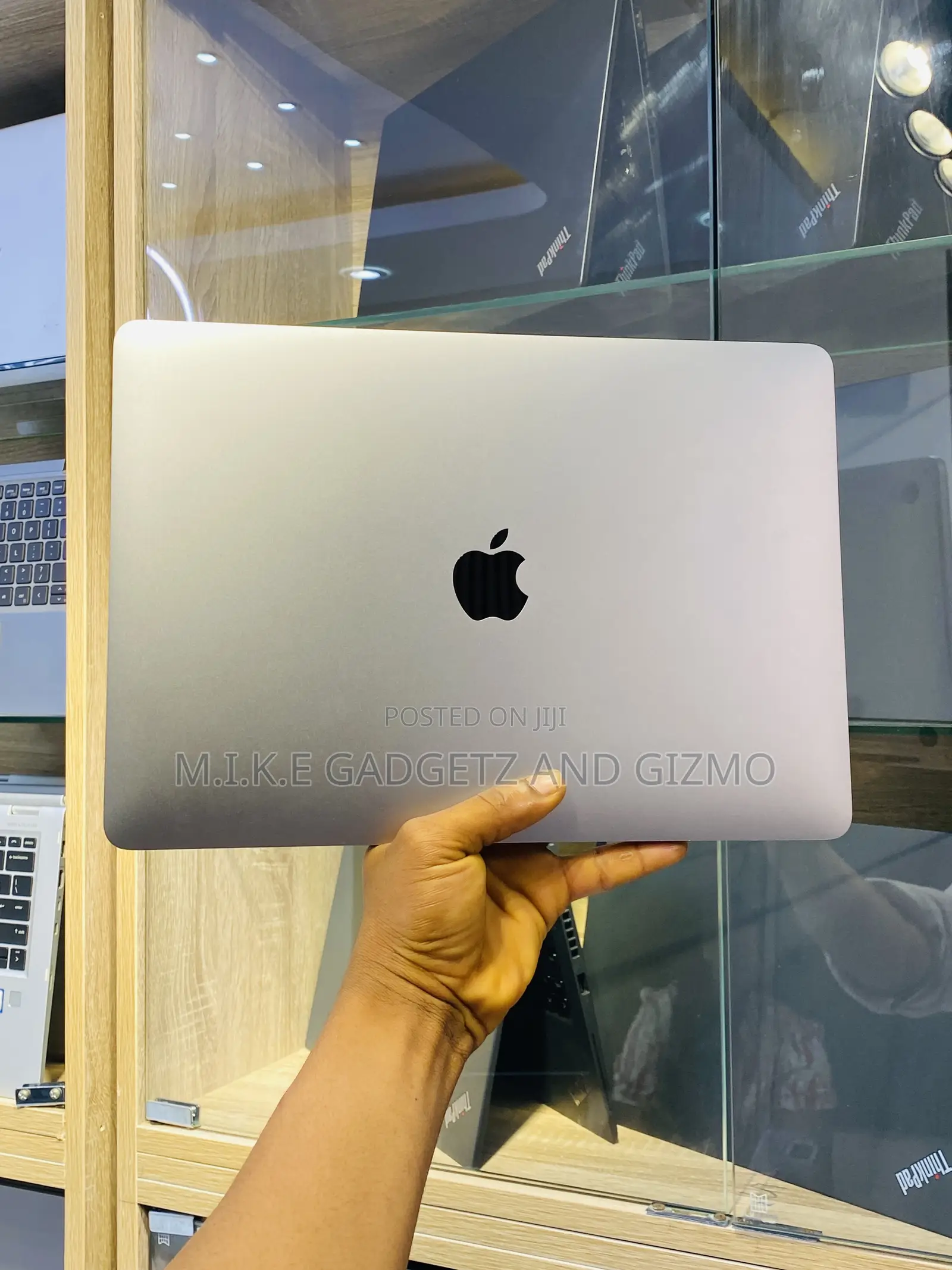 Laptop Apple MacBook Pro 2019 16GB Intel Core i7 SSD 512GB