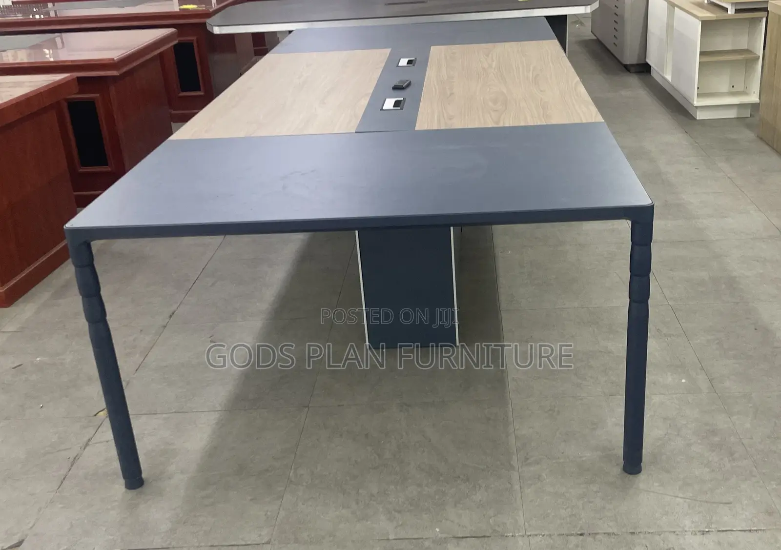 Conference Table Hyz