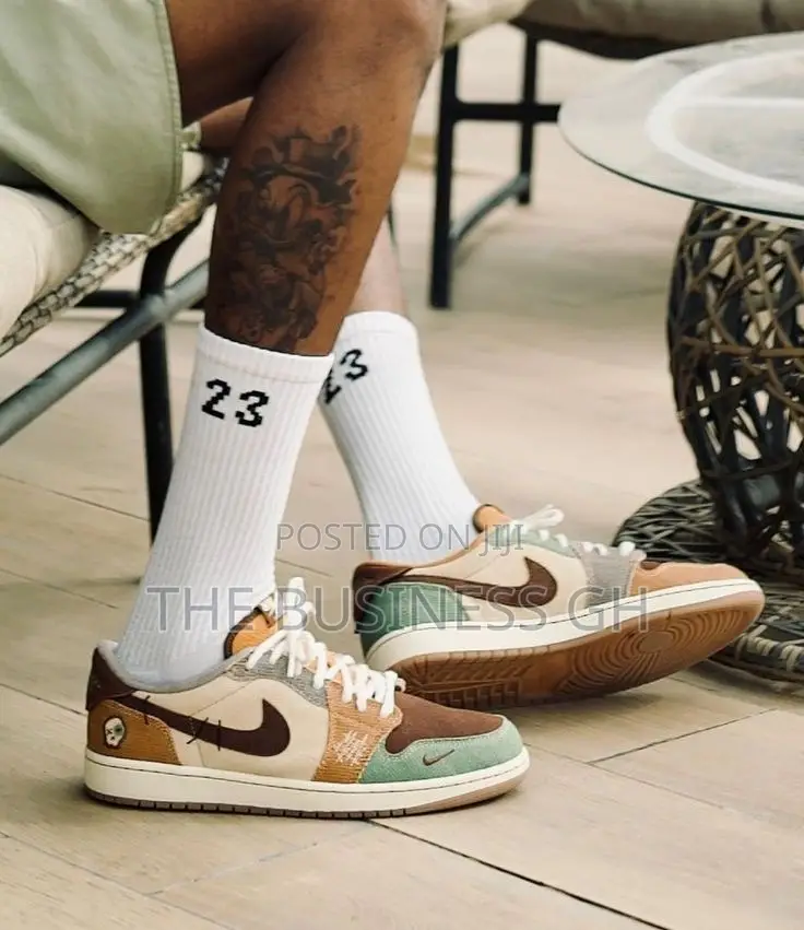 Nike Sneakers