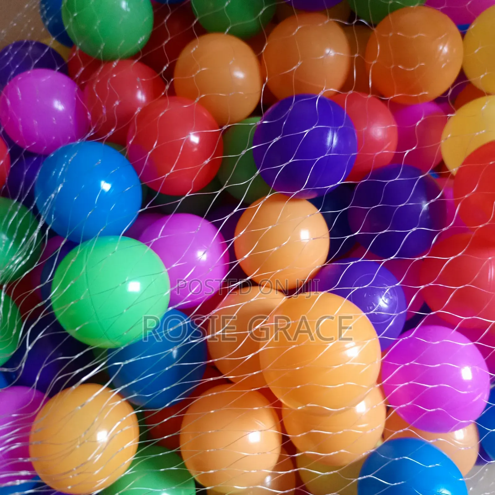 50pcs Colourful Play Pit Balls.