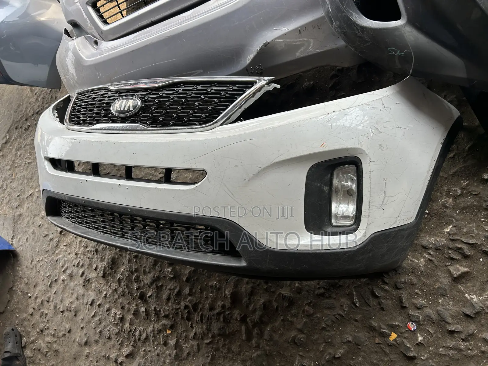 Kia Sorento 2014 Complete Front Bumper