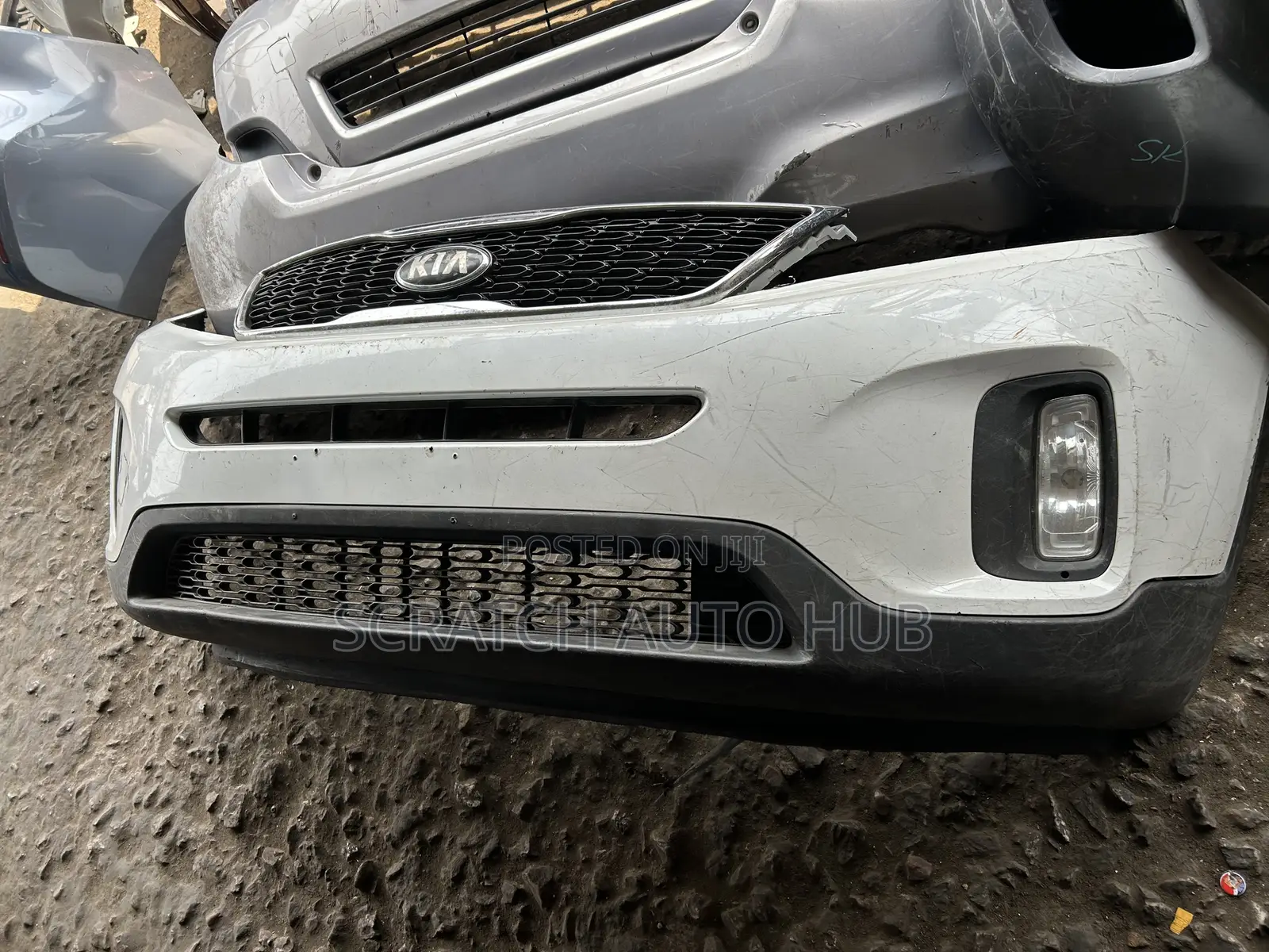 Kia Sorento 2014 Complete Front Bumper