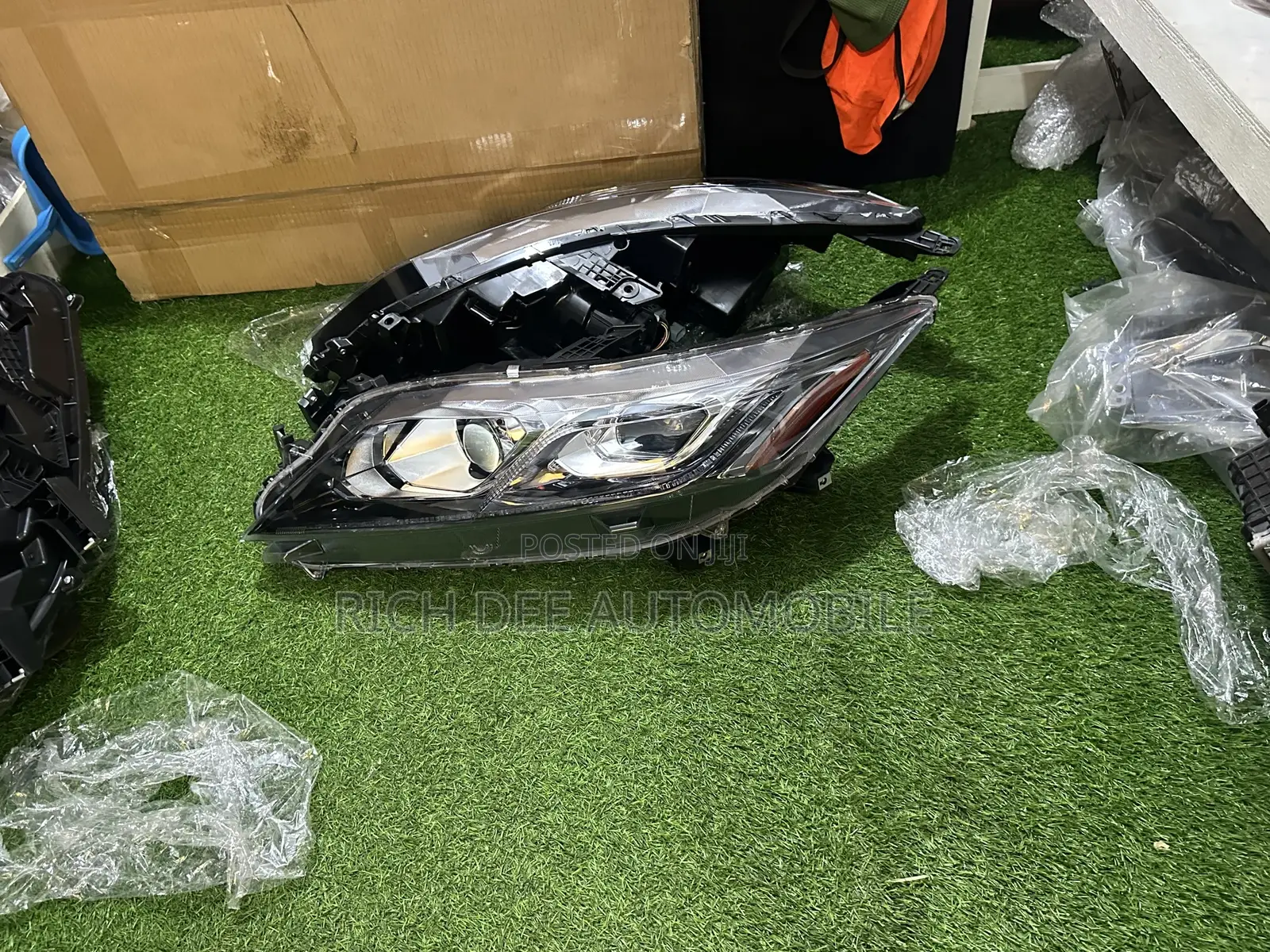 Eclipse Cross 2017 Headlight Pair