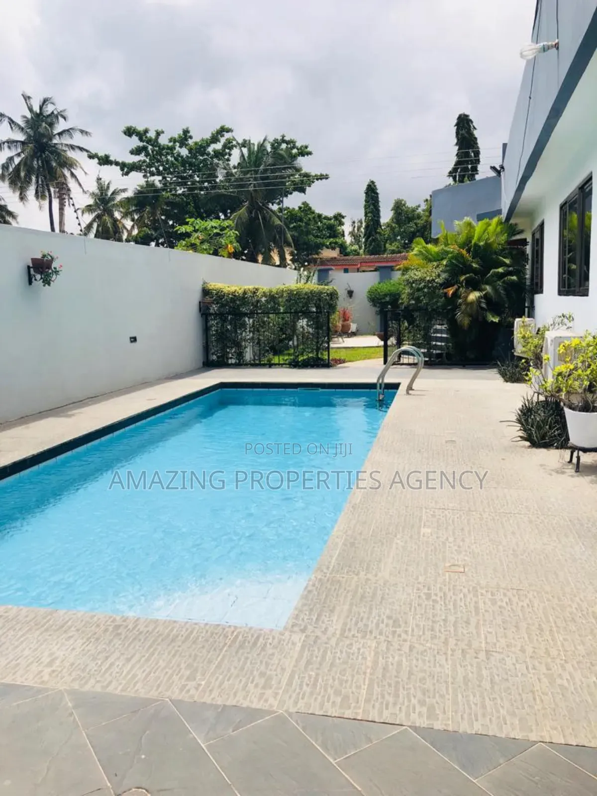 5bdrm House in Airport Residential for rent