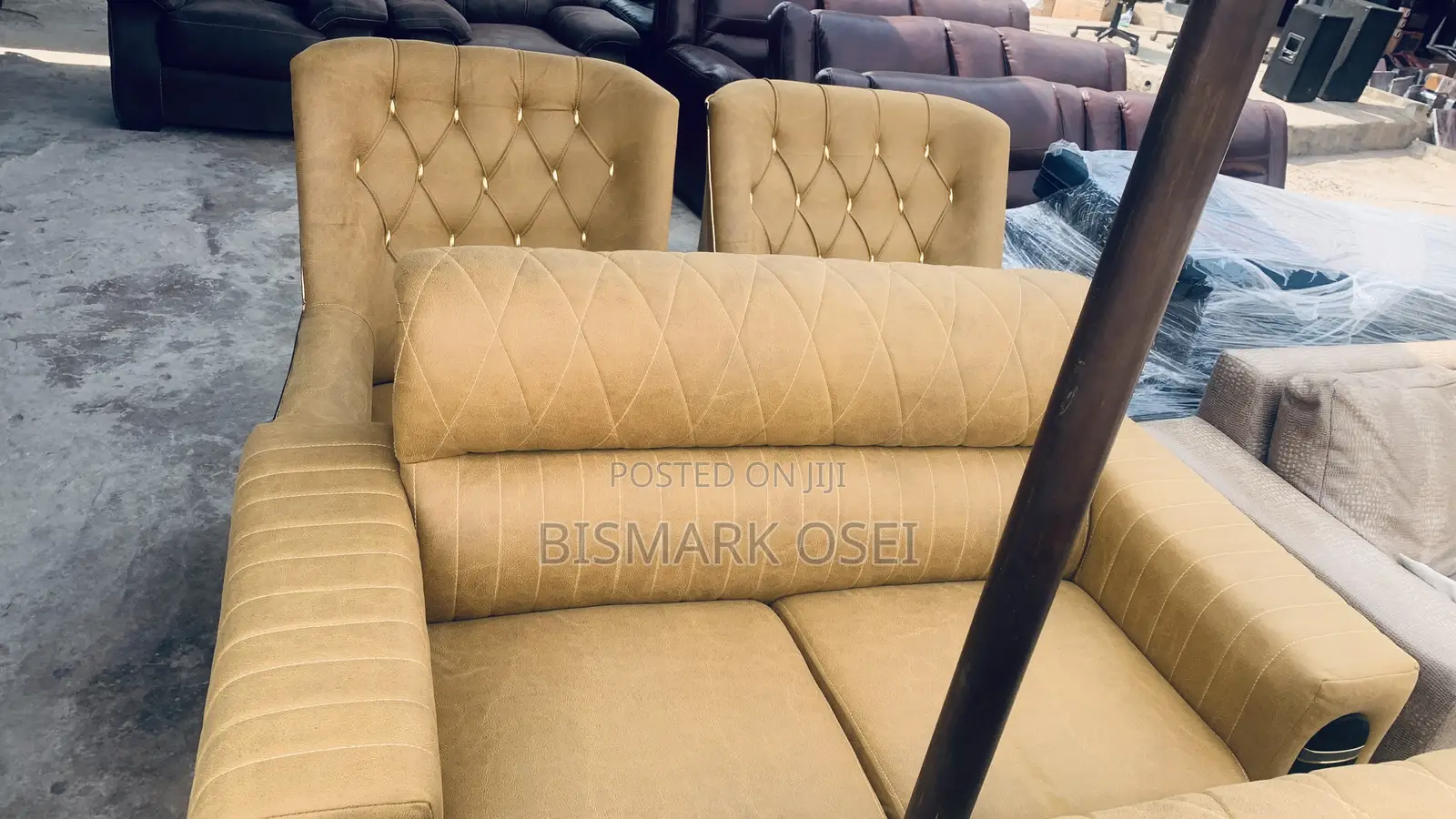 Beautiful 7 Seater Royal Sofa Set