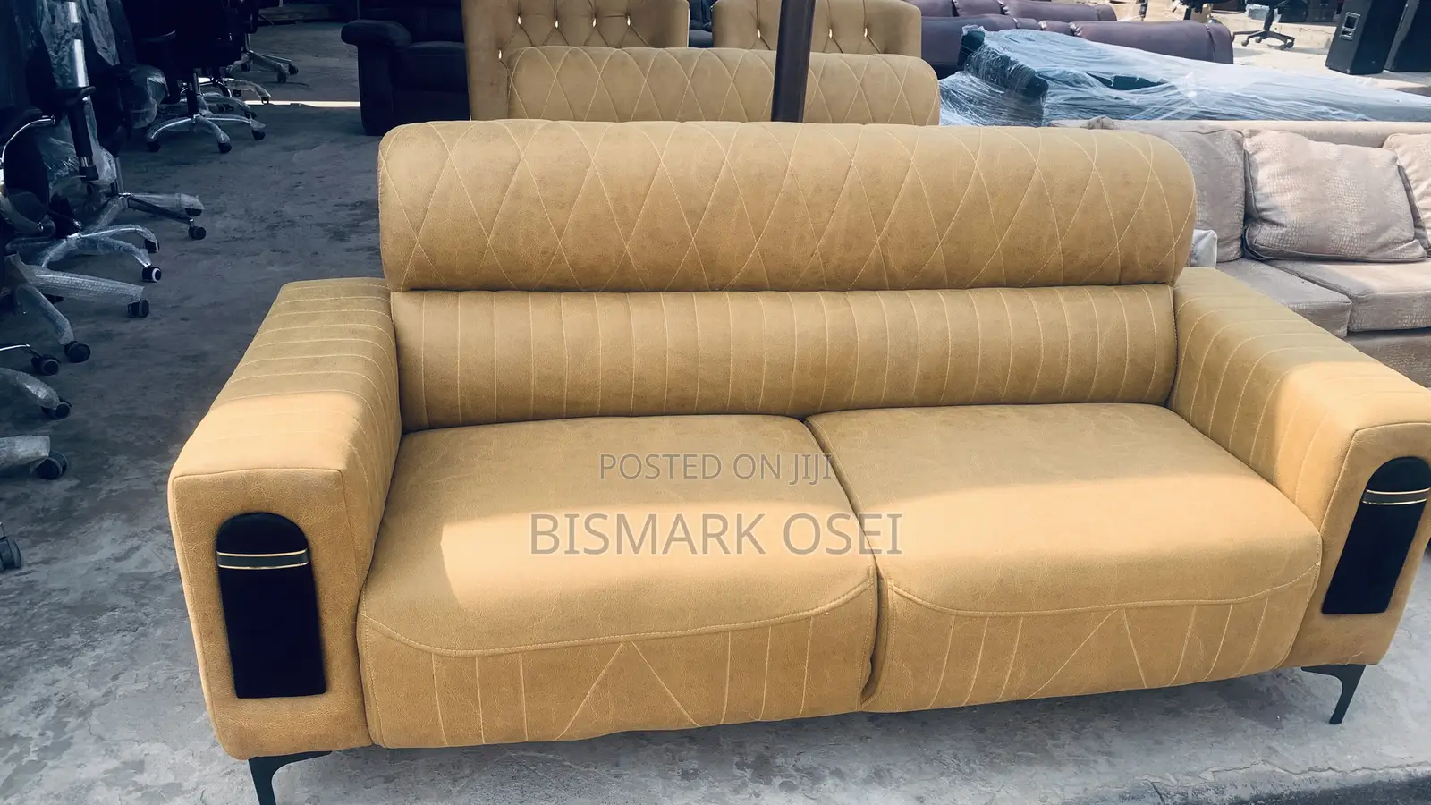 Beautiful 7 Seater Royal Sofa Set