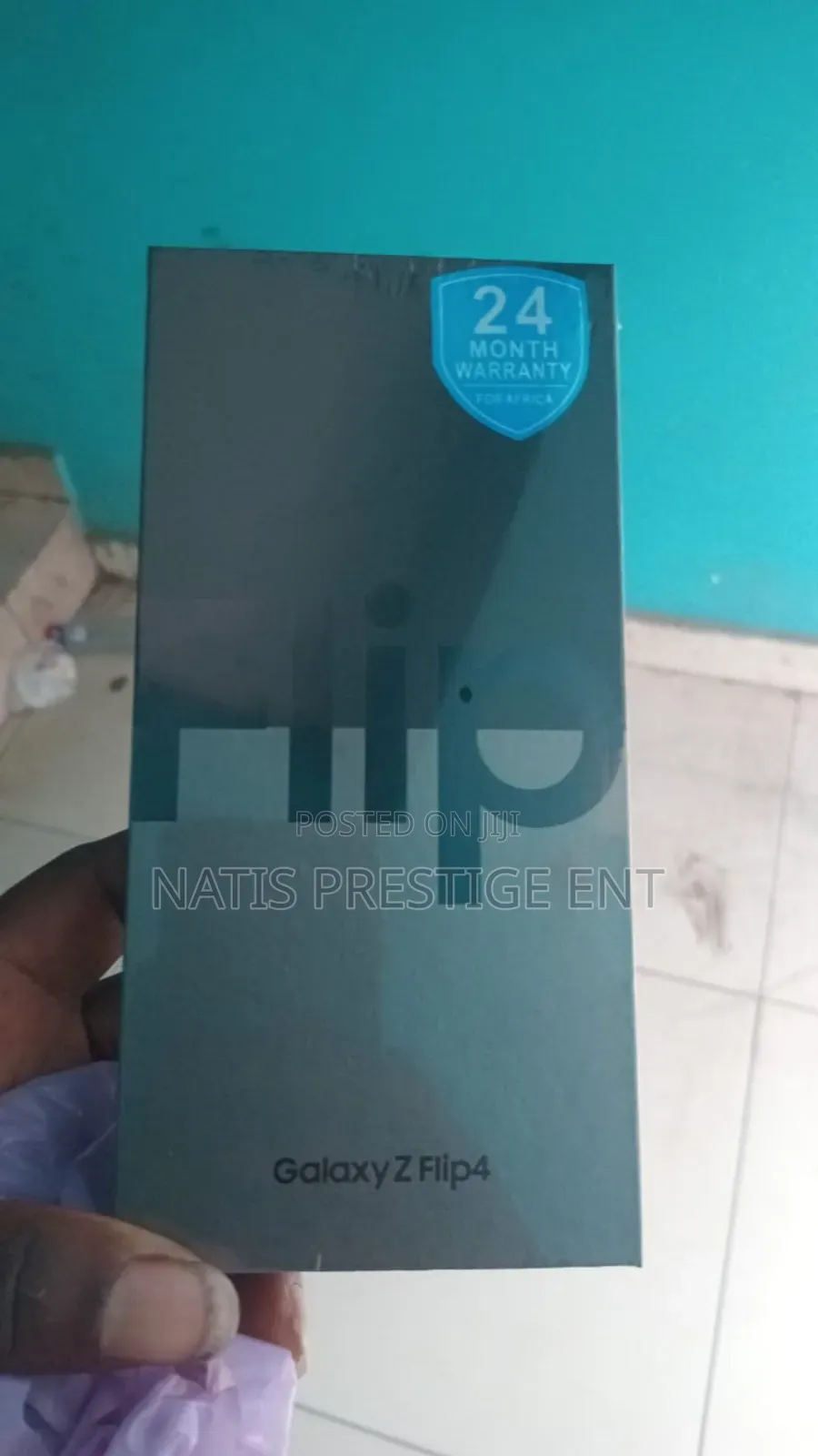 New Samsung Galaxy Z Flip4 256 GB Black